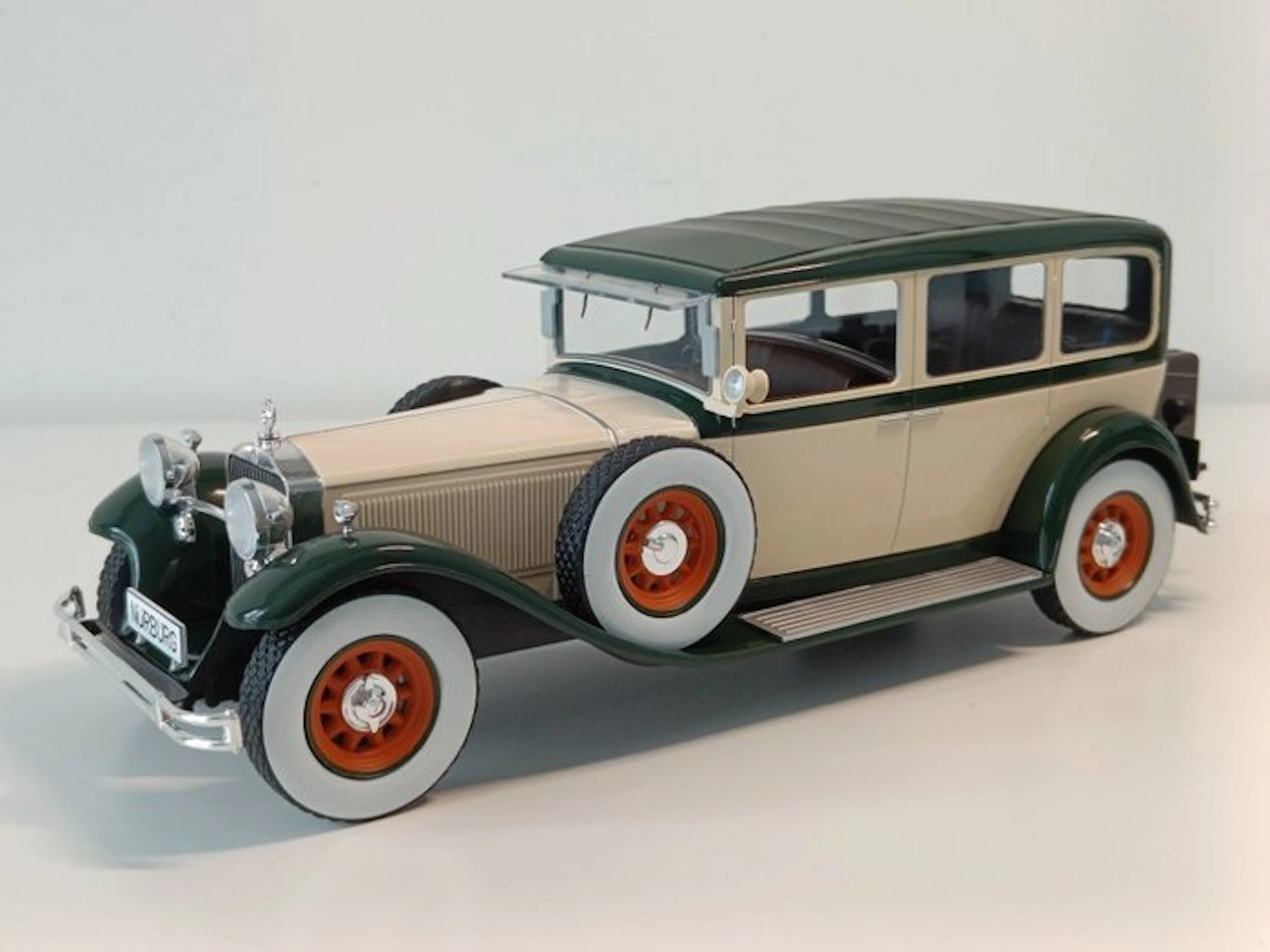 MCG 1:18 - Model car - Mercedes Nürburg 460 limousine...