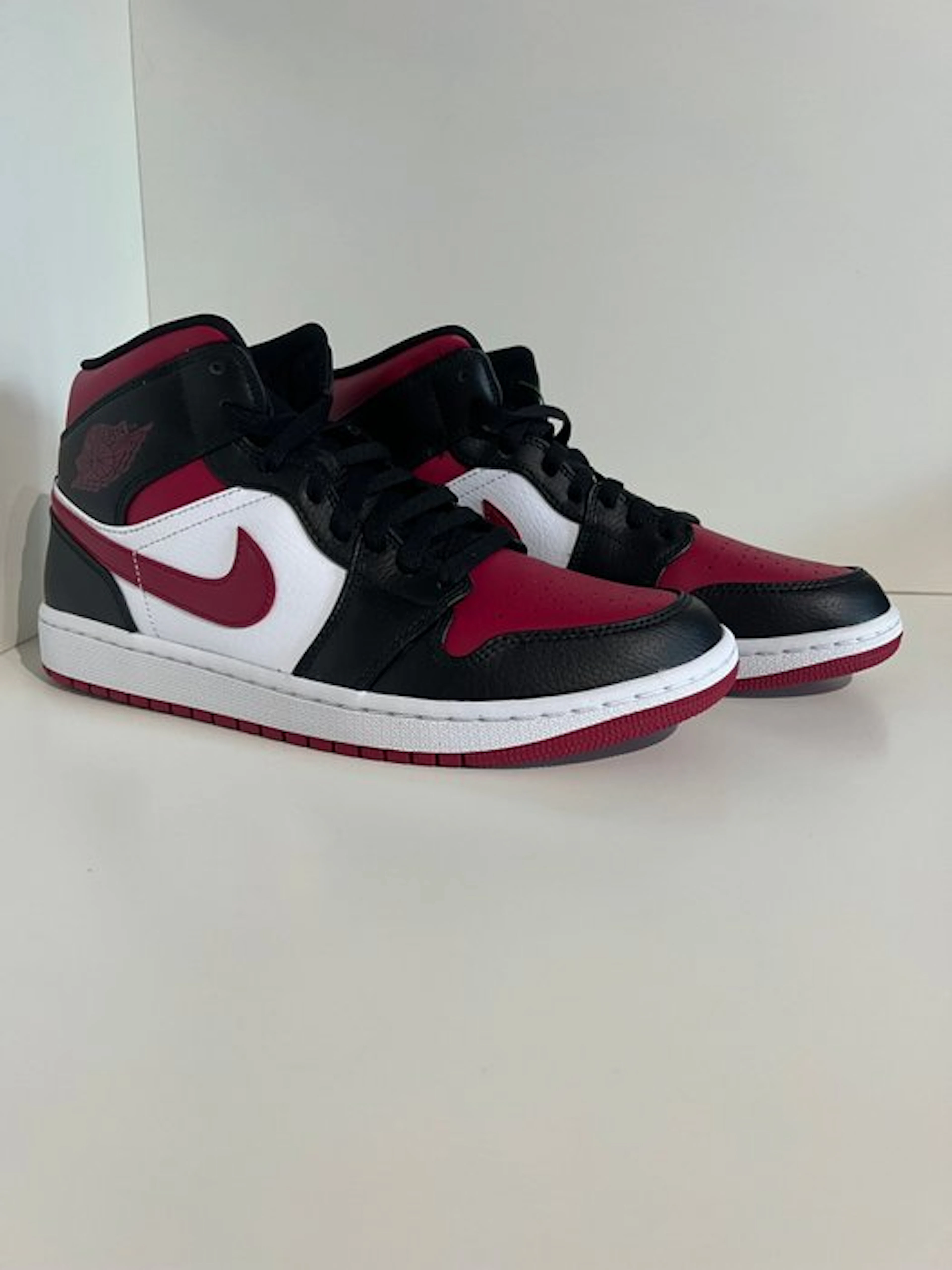 Nike - Air Jordan 1 Mid - Sneakers - Size: EU 42.5 - New with tags