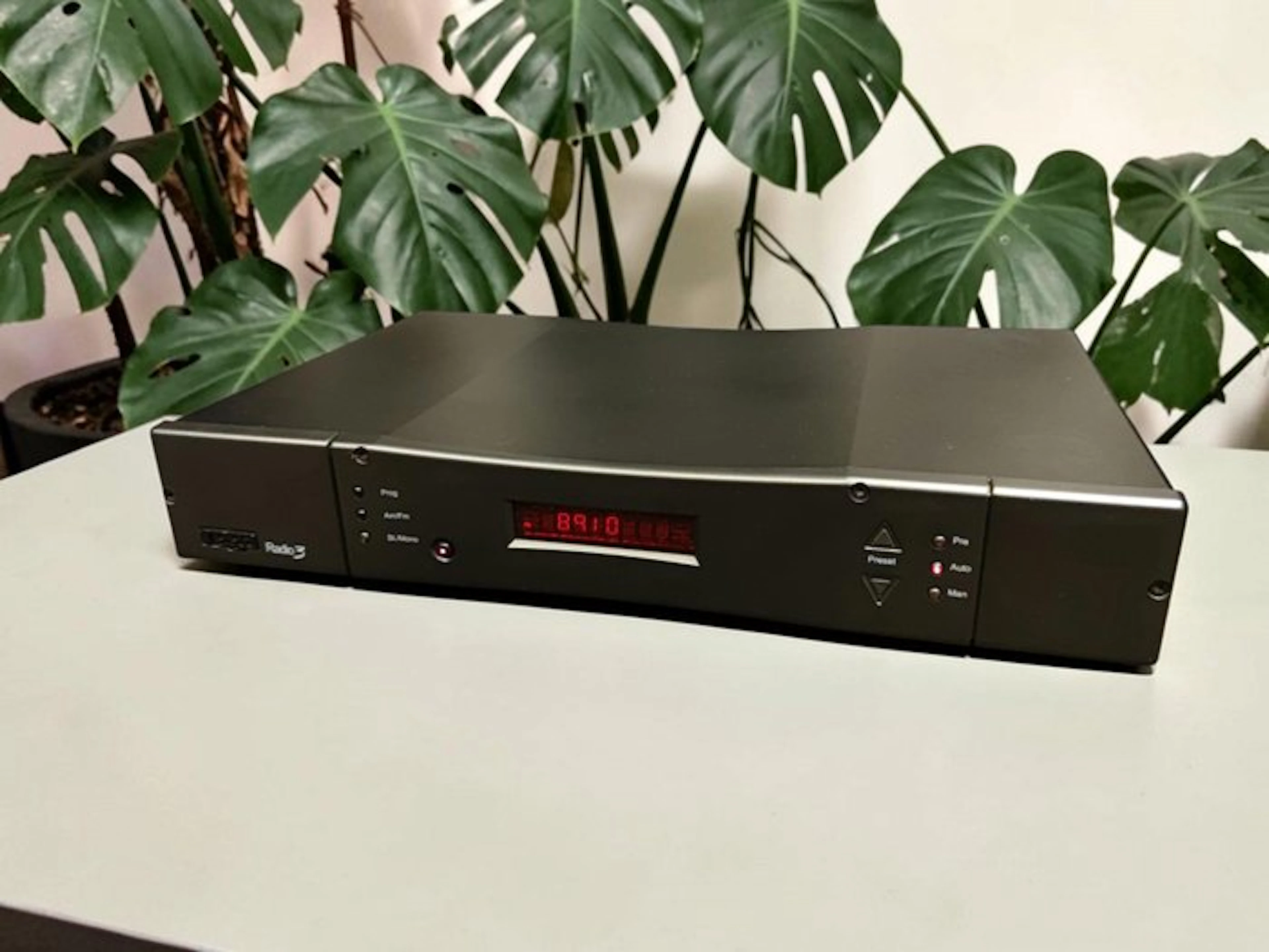Rega - Radio 3 Tuner