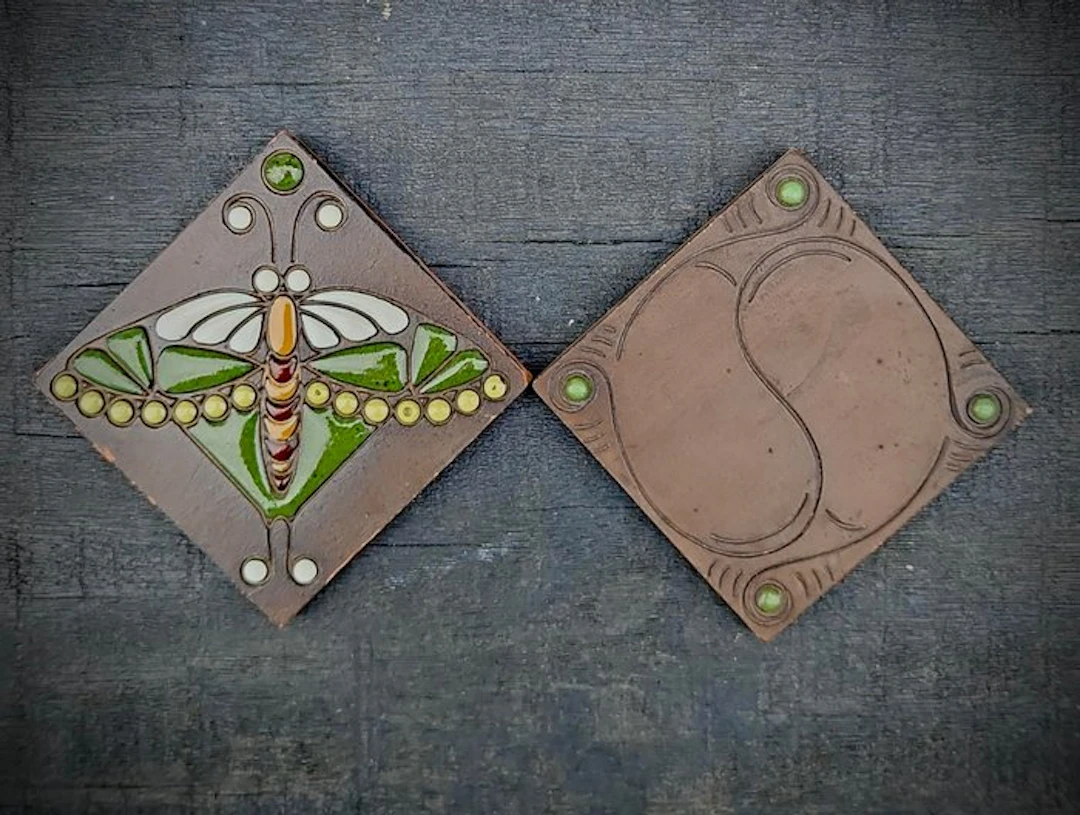 Jugendstil Tile (2) - Butterflies Yin Yang...