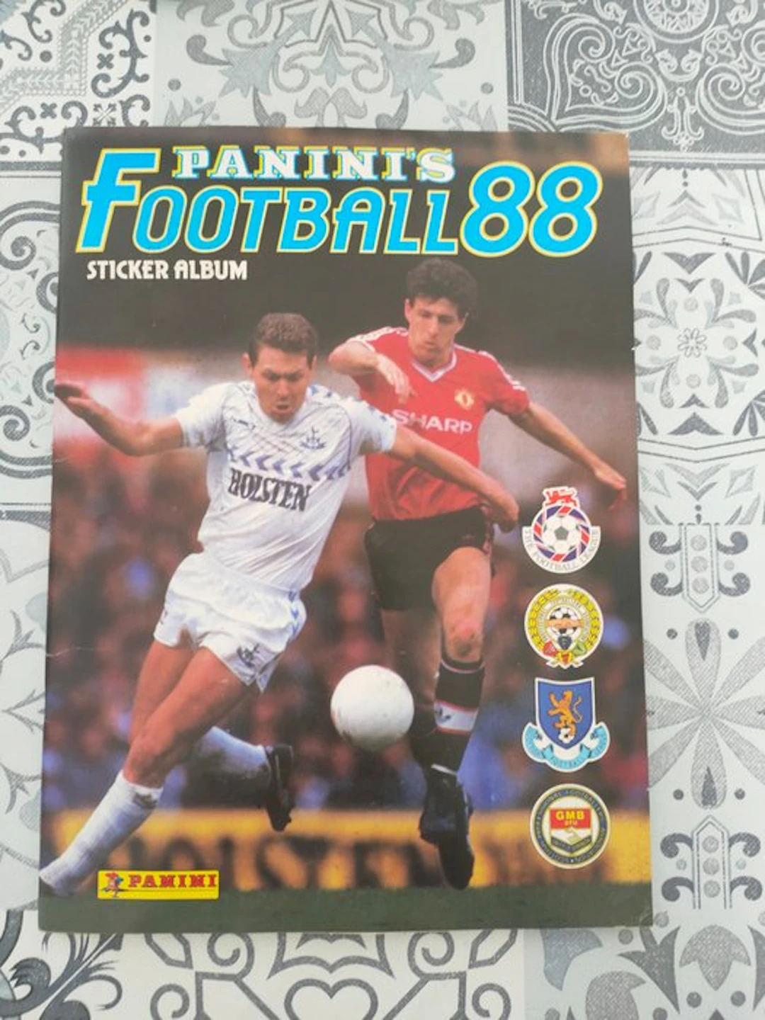 1987/88 Panini Complete album - Excellent (EX)