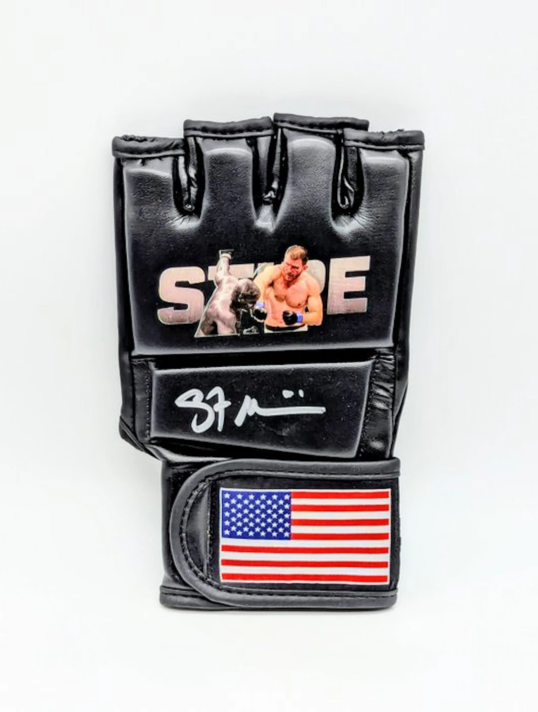 Stipe Miocic - Signed MMA Glove - Beckett Verified Autograph