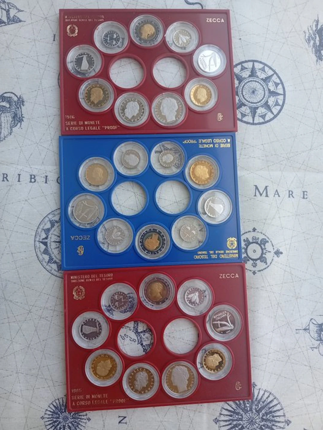 Italy, Republic Serie Divisionali Proof senza argenti (No reserve price)