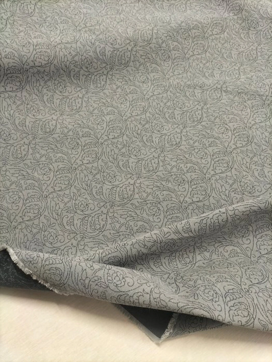 Stupendo tessuto d'arredo jacquard in doppia altezza...