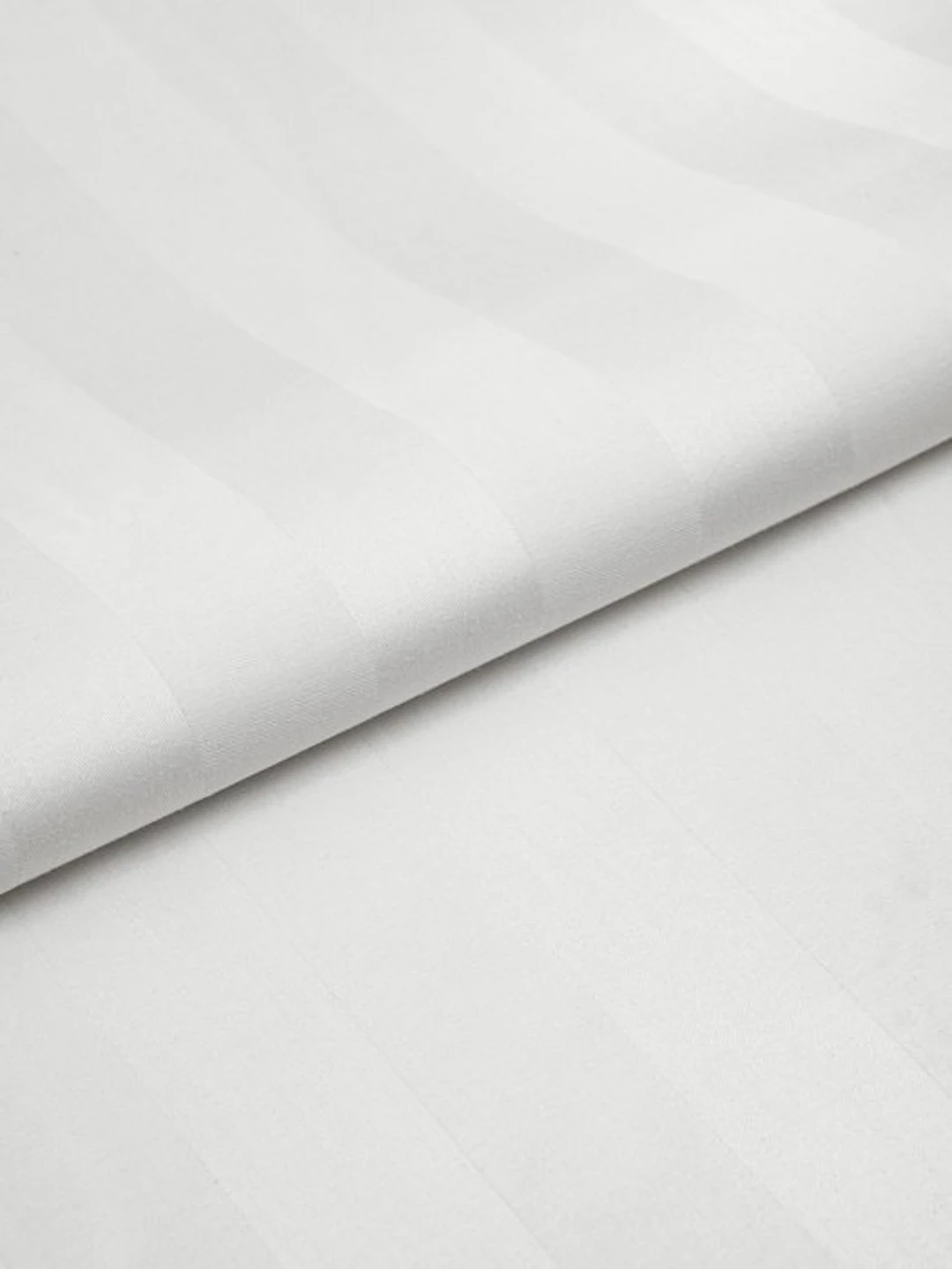 6.00 x 2.80 meters!!! Refined cotton rasatello Jacquard...
