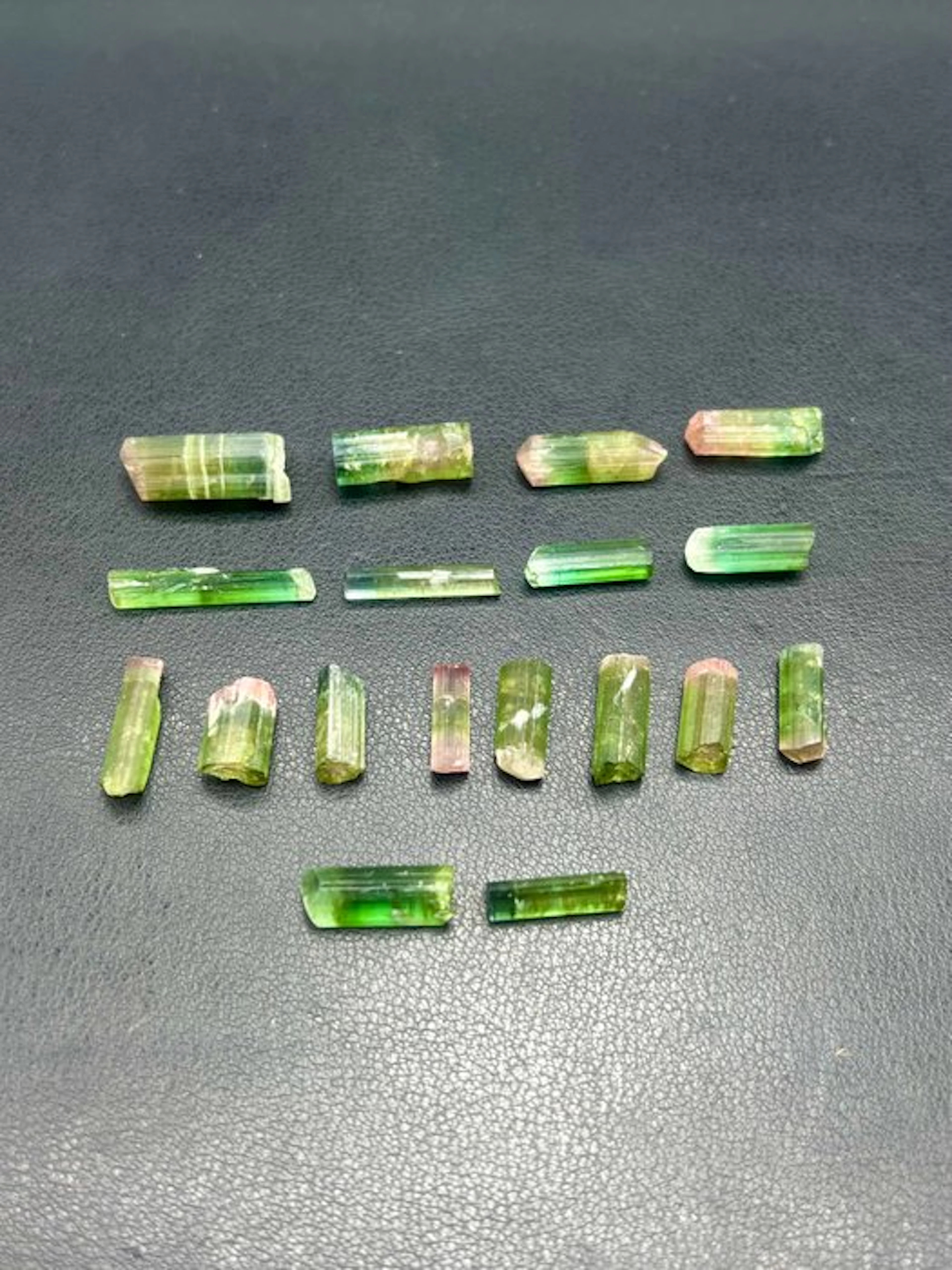 Bicolour tourmaline Crystals - Height: 18 mm - Width: 6 mm- 16 g - (1)