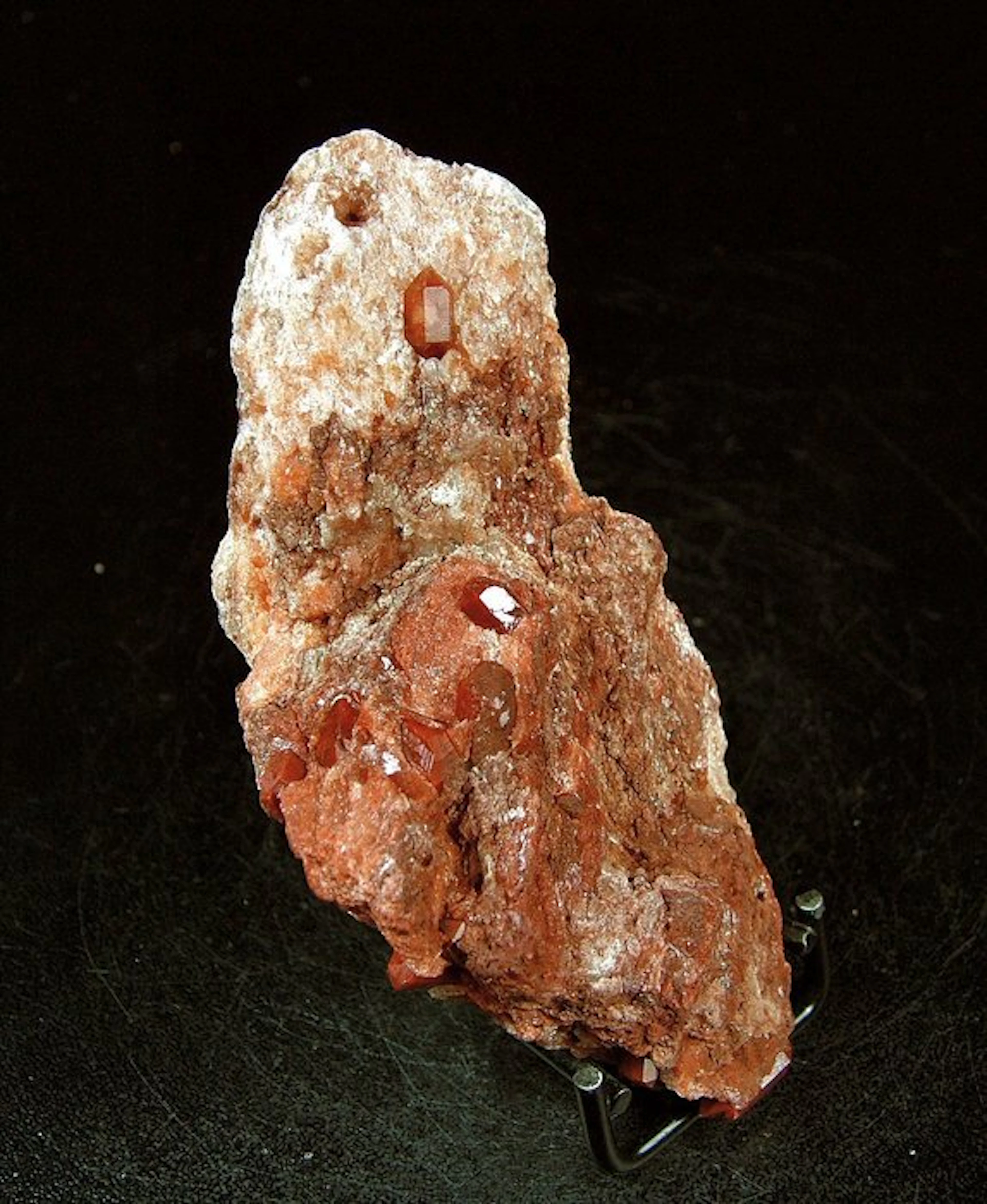 Hyacinth from Compostela (Red Quartz) CW2222 Crystals on...