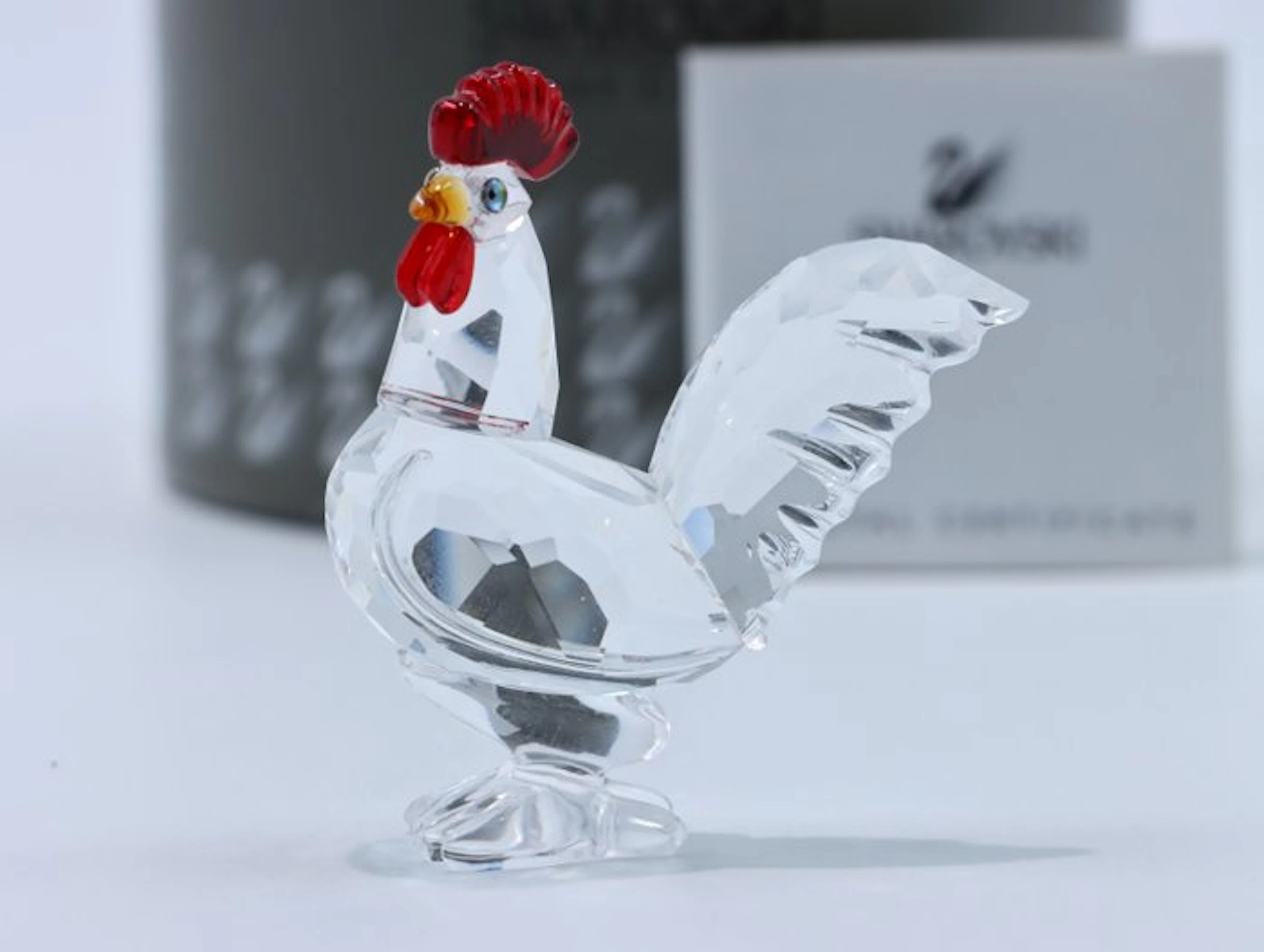 Figure - Swarovski - Haan met rode kuif (Boxed + certificate) - Crystal