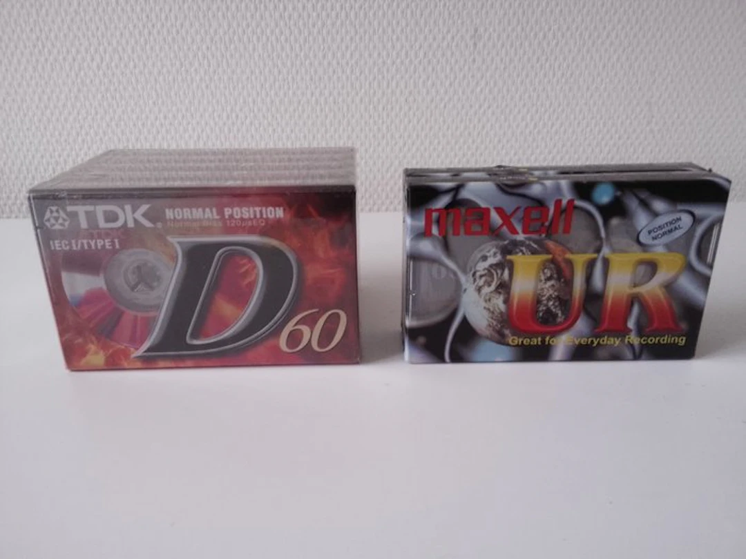 TDK, Maxell - UR 60 - D60 (Type I / Type II) Blank audio cassette