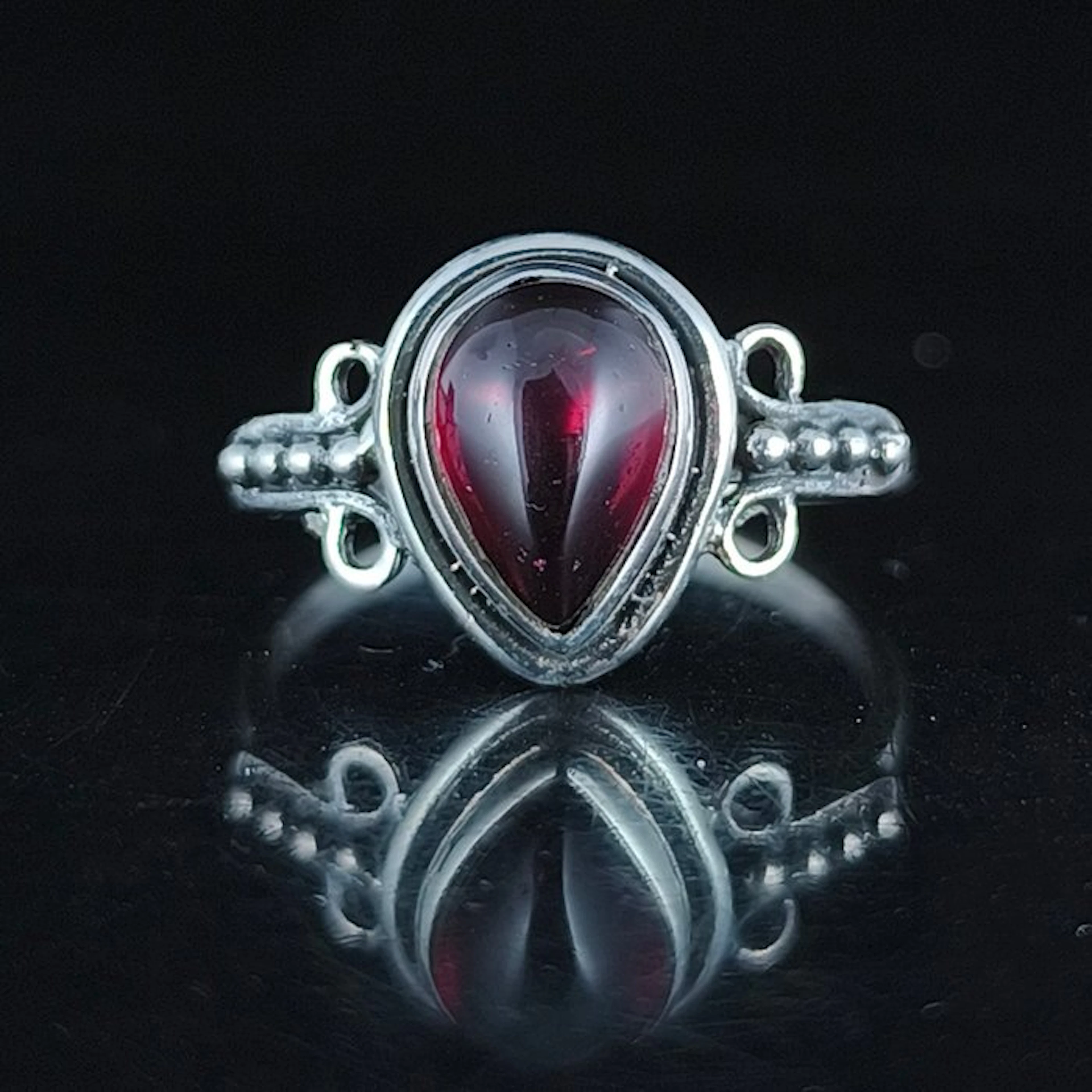 Garnet Jewellery- 3.12 g