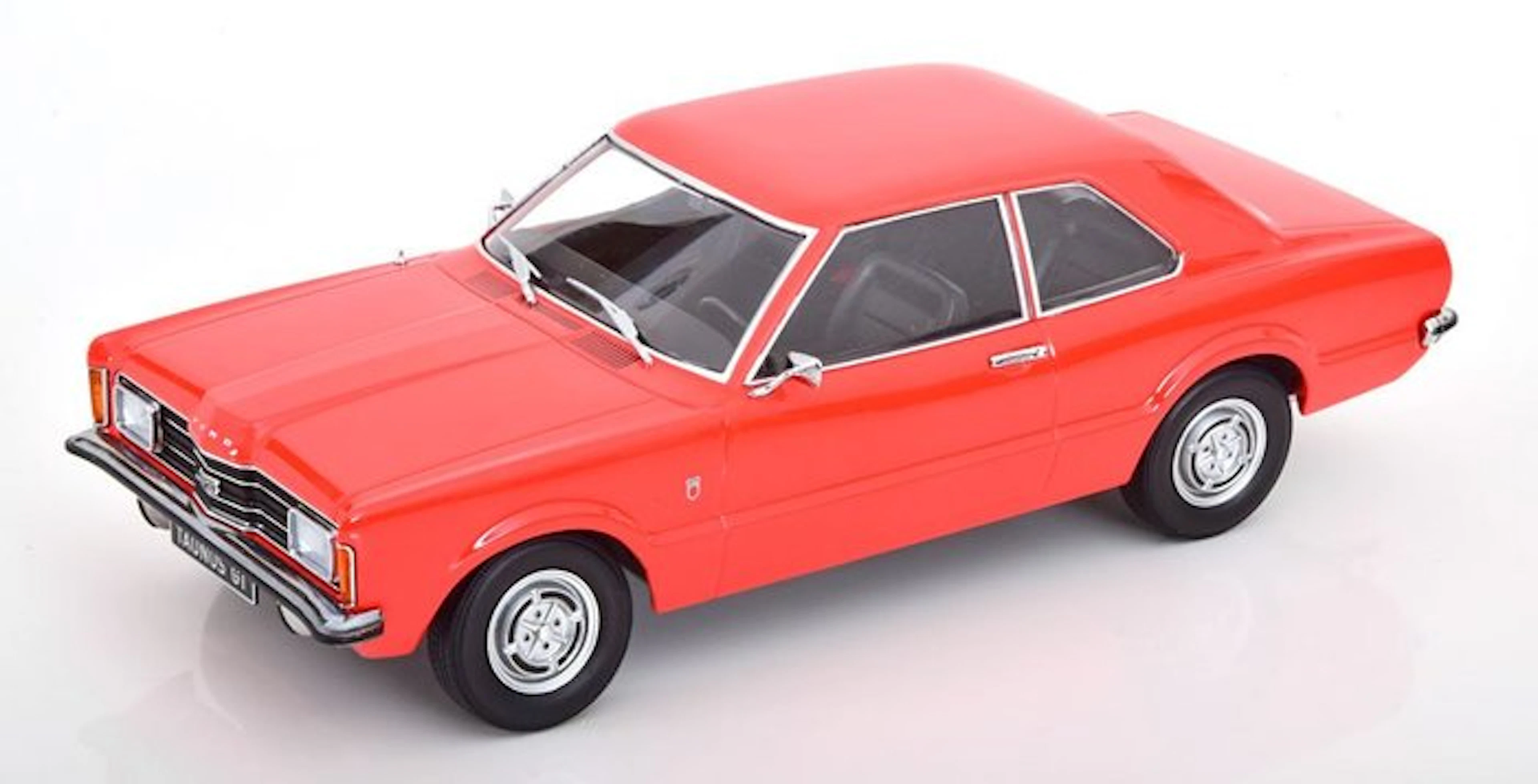 KK-Scale 1:18 - Model car - Ford Taunus GT Limousine (1971)