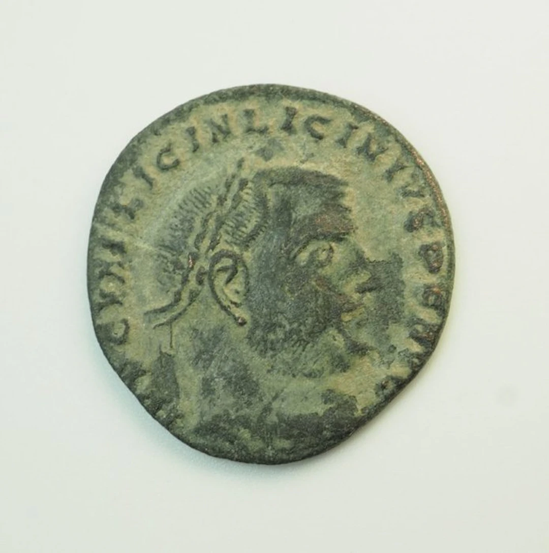 Ancient Roman Bronze Licinius 308-324 - 20 mm (No reserve price)