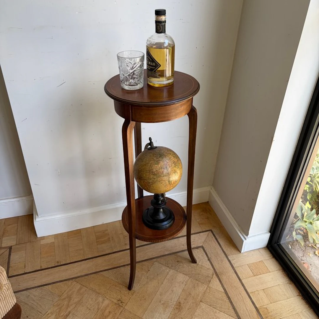 Plant table - Pedestal - Mahogany