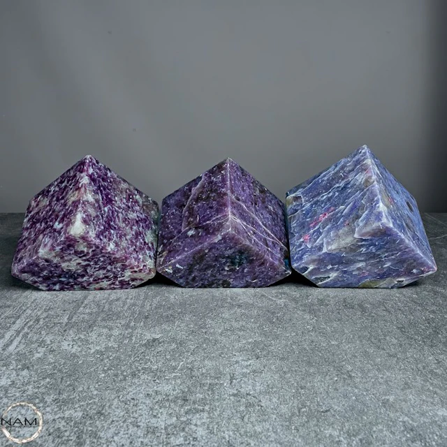 Lepidolite Dice Set – hand-polished crystal dice in...