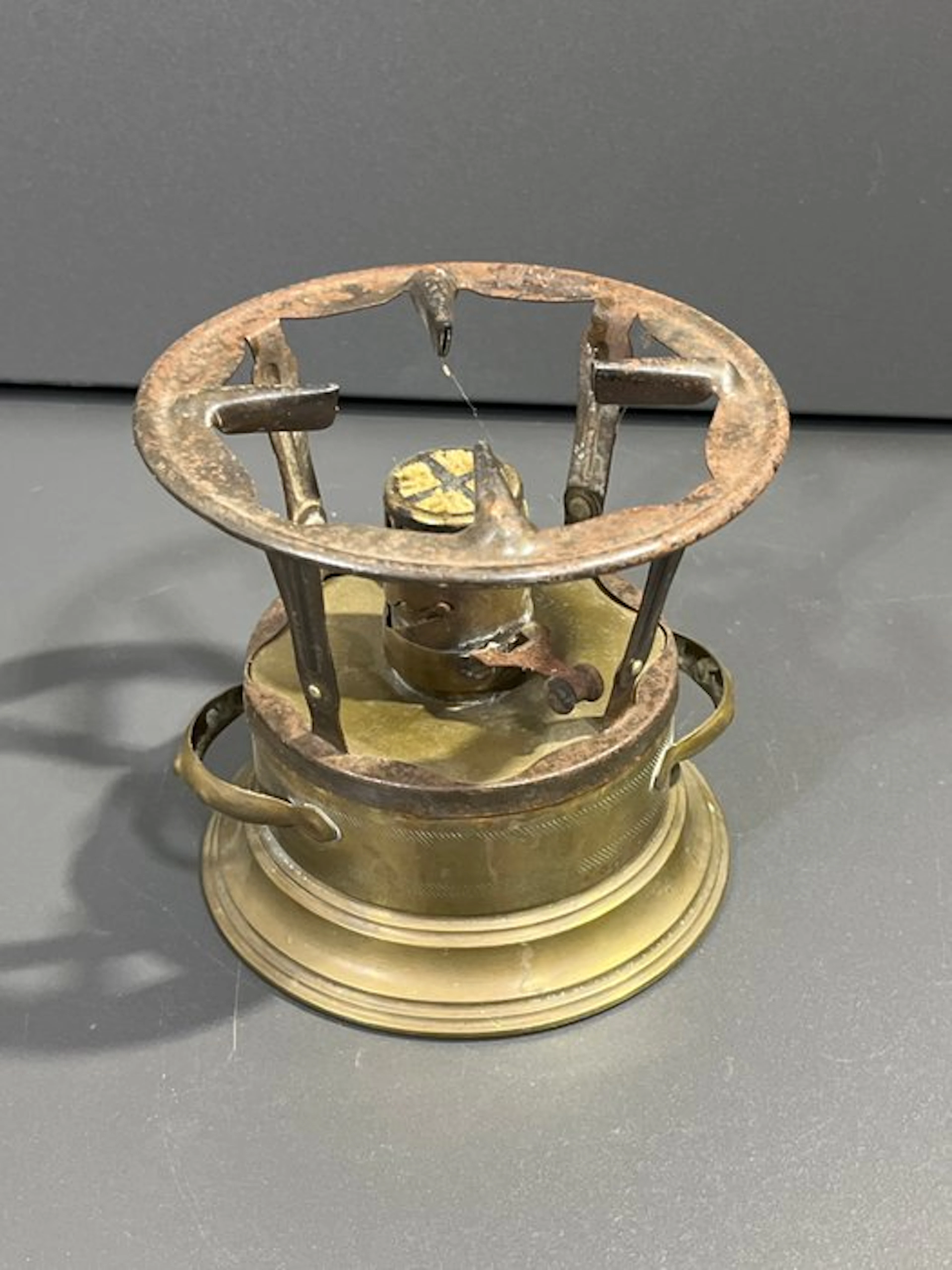 Ch Pigeon - Rechaud - Brass, Metal