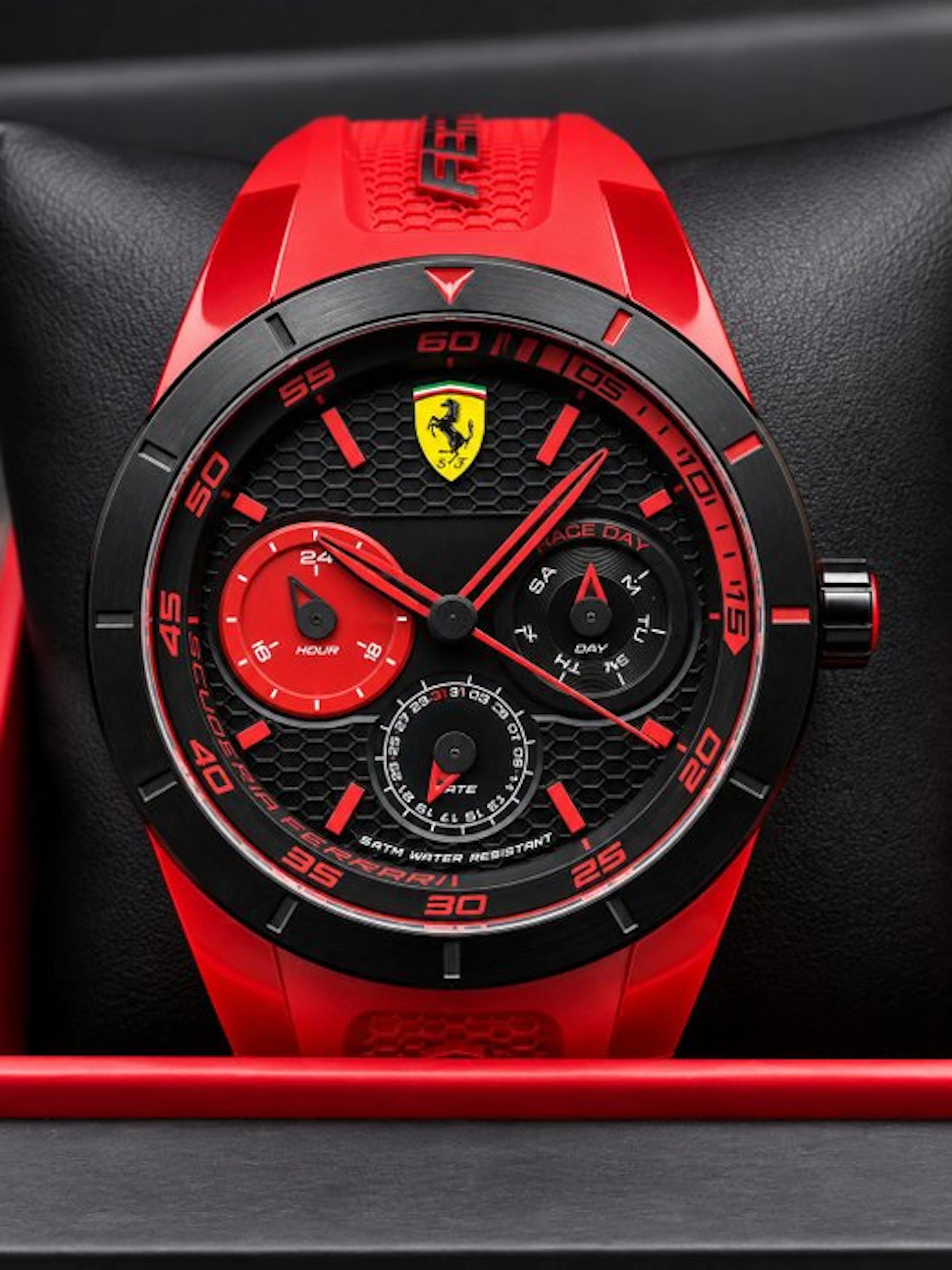 Ferrari - Race Day - Unisex - 2000-2010