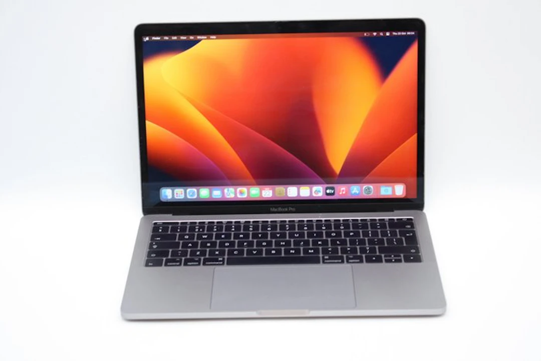 Rare find: Apple MacBook Pro 13 inch Retina (Mid 2017) |...