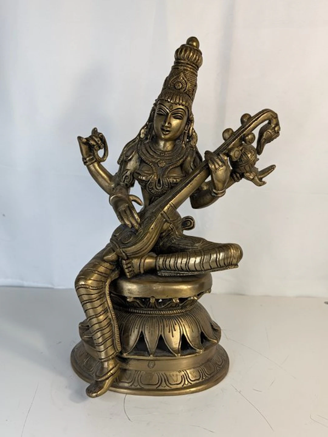Saraswati with Veena – four-armed Hindu goddess – brass –...