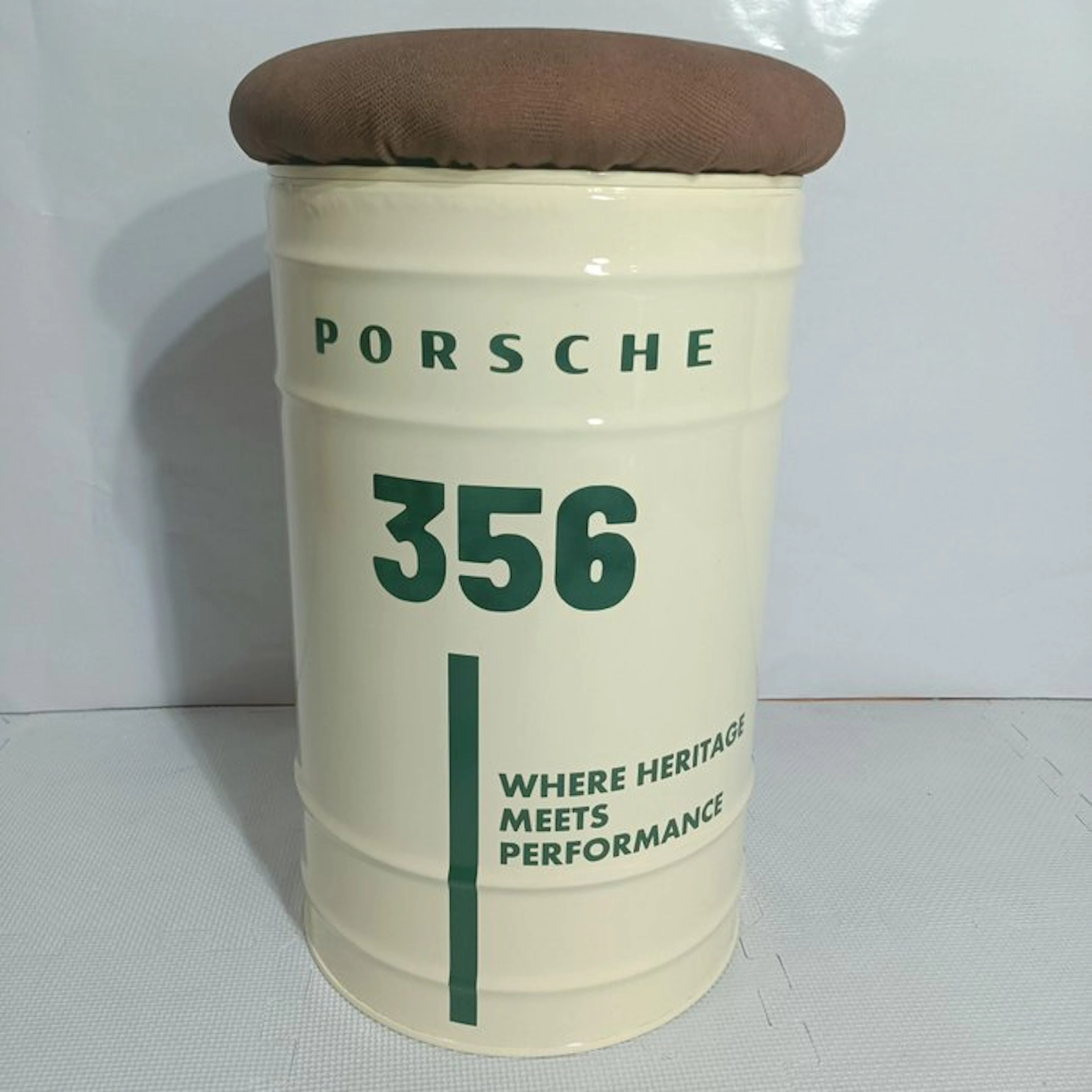 Stool - Pole Position R. D. - Taburete "Porsche 356 Speedster" - 2026