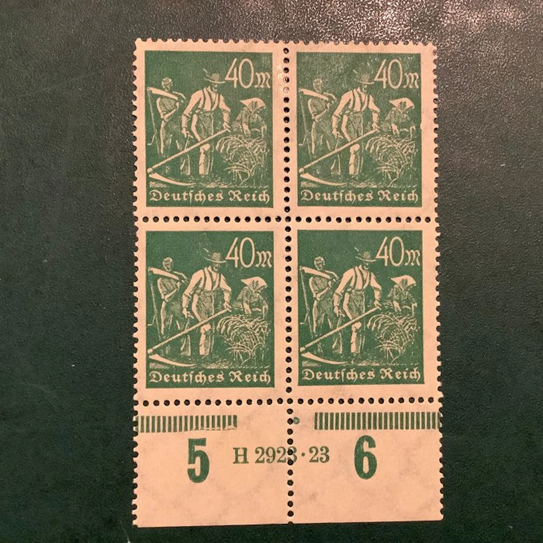 German Empire 1922 - 40 Mark worker in a block of four...