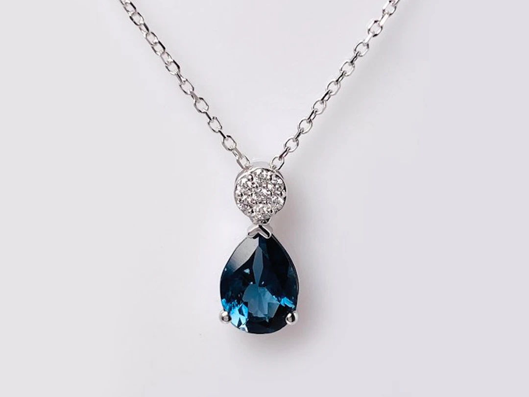 No reserve price - Necklace with pendant - 14 kt