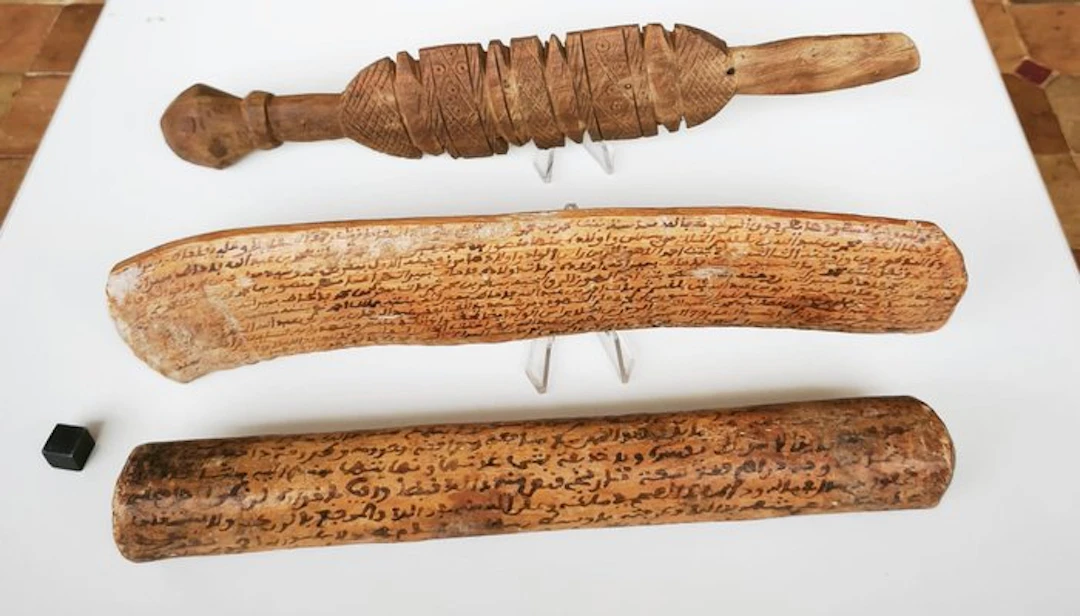 Authentic Tuareg document and Berber aunt's stake
