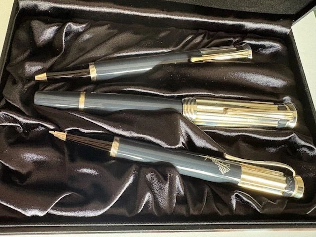 Montblanc - Set 3 Penne Writers Limited Edition Charles...