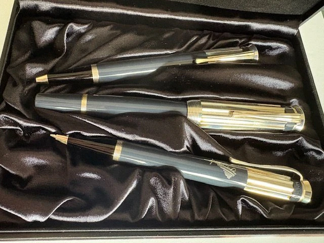 Montblanc - Set 3 Penne Writers Limited Edition Charles...