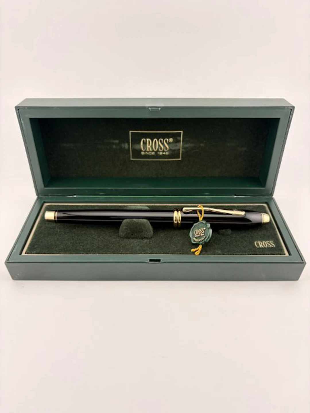 Cross - Townsend Black Lacquer Fountain Pen *with Box...