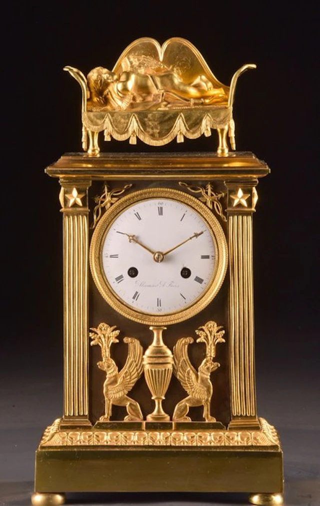 Figural mantel clock - Empire schouwklok van gepatineerd...