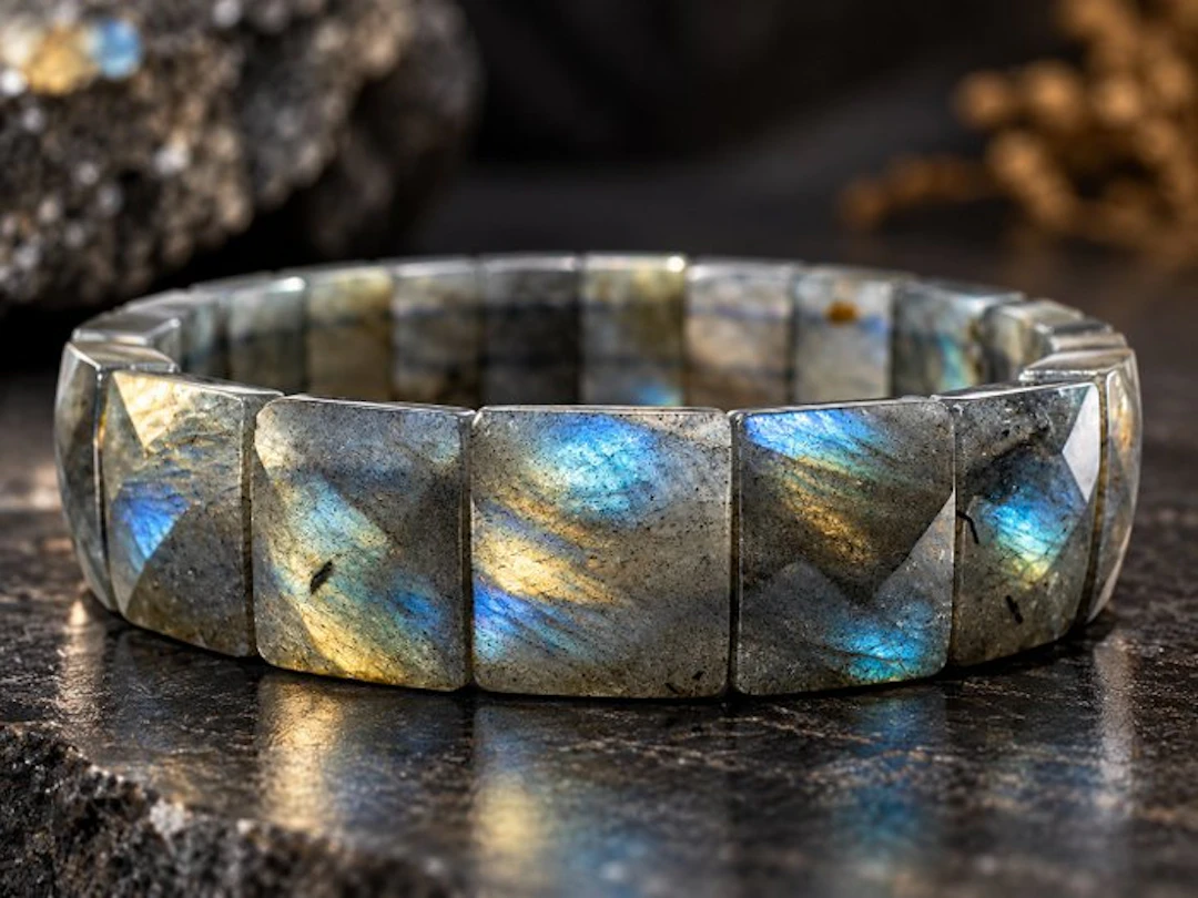Madagascar Labradorite - Bracelet - Multicolor Flash