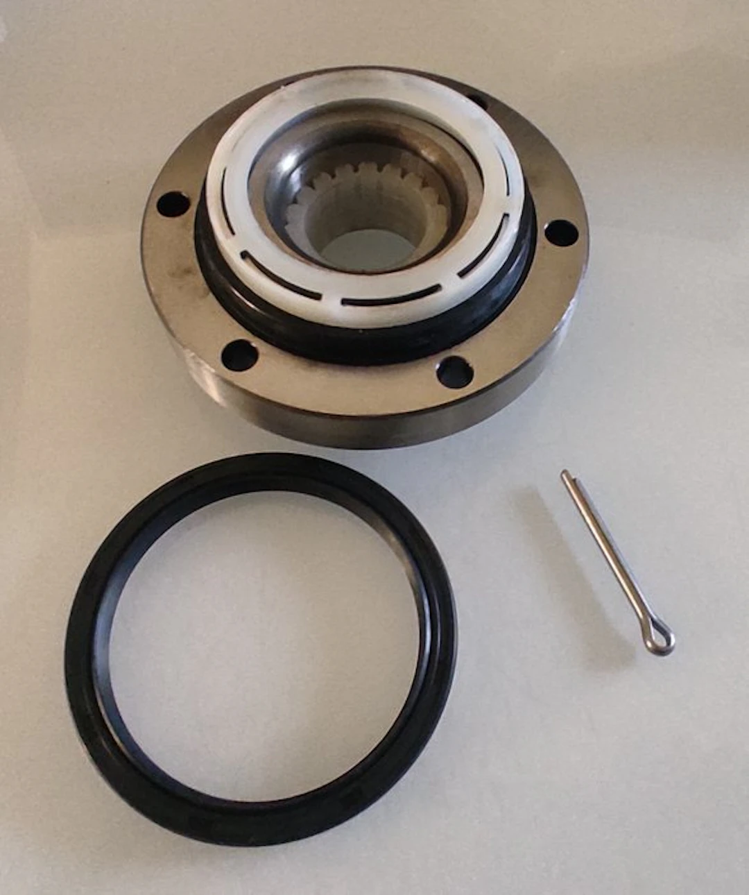 Ferrari Front Wheel Bearing - New Old Stock - Ferrari - Ferrari 288 GTO