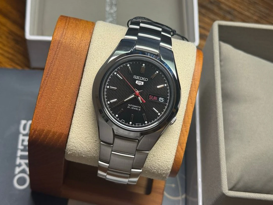 Seiko - Seiko 5 Automatic Day-Date - No reserve price - Unisex - 2020-2025