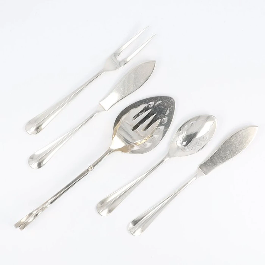 H. Hooijkaas (Schoonhoven 1938) - Hors d'oeuvre set (5) - .833 silver