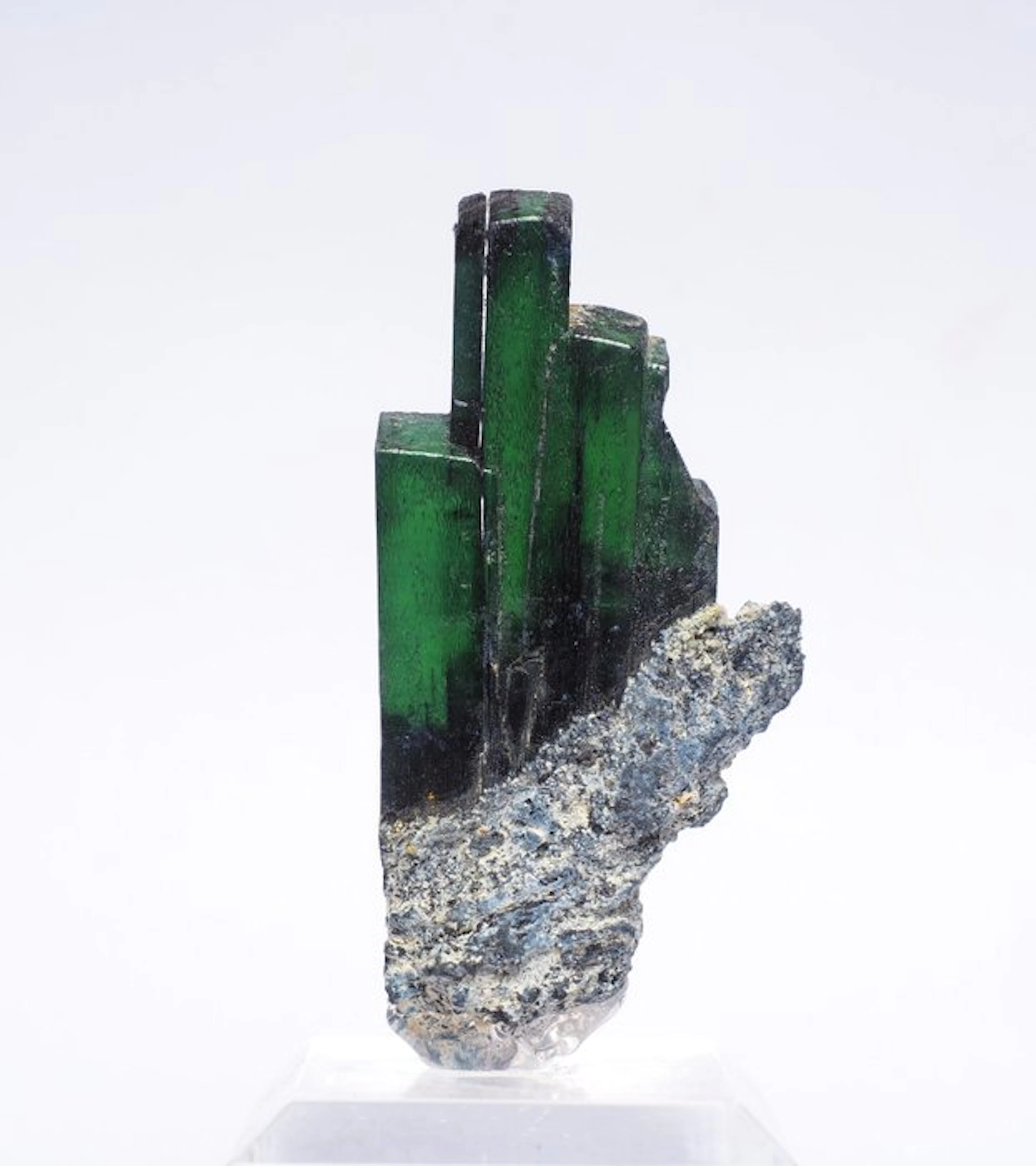 Vivianite Crystals on matrix - Height: 5 cm - Width: 2.5 cm- 15 g