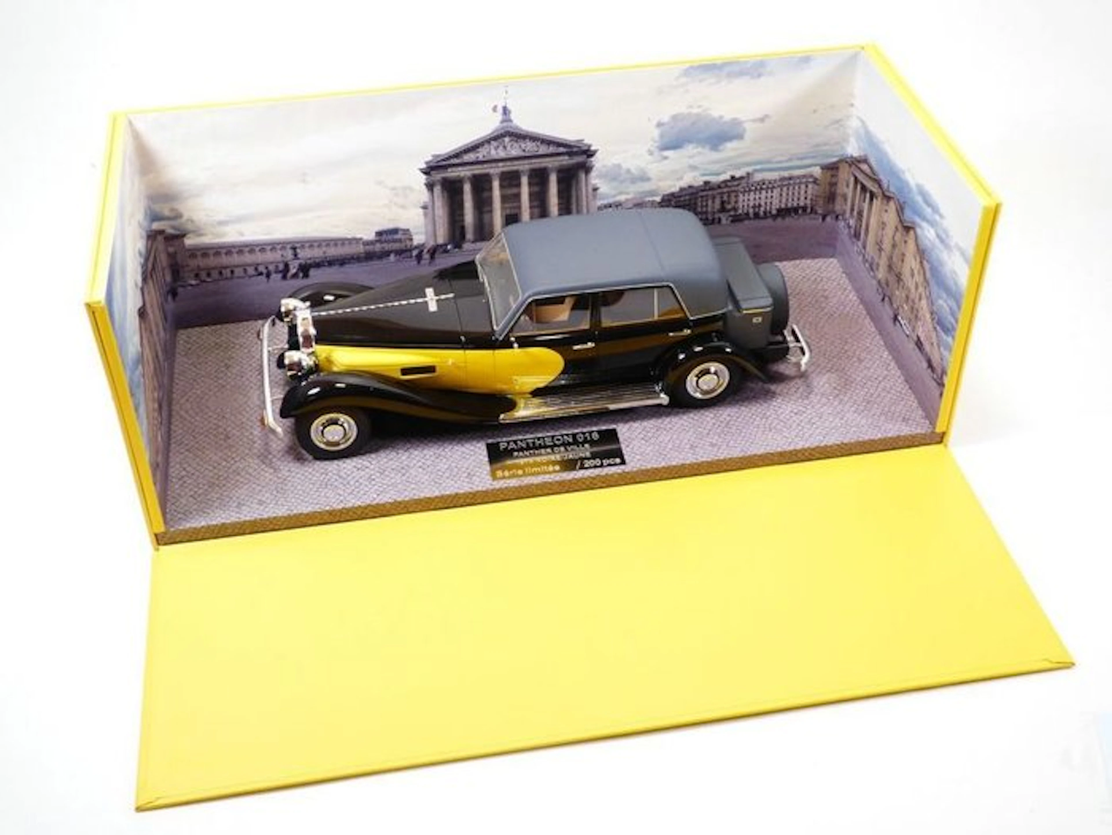 Pantheon 1:18 - Model car - Panther De Ville 1974 - Limited Edition of 200 pcs