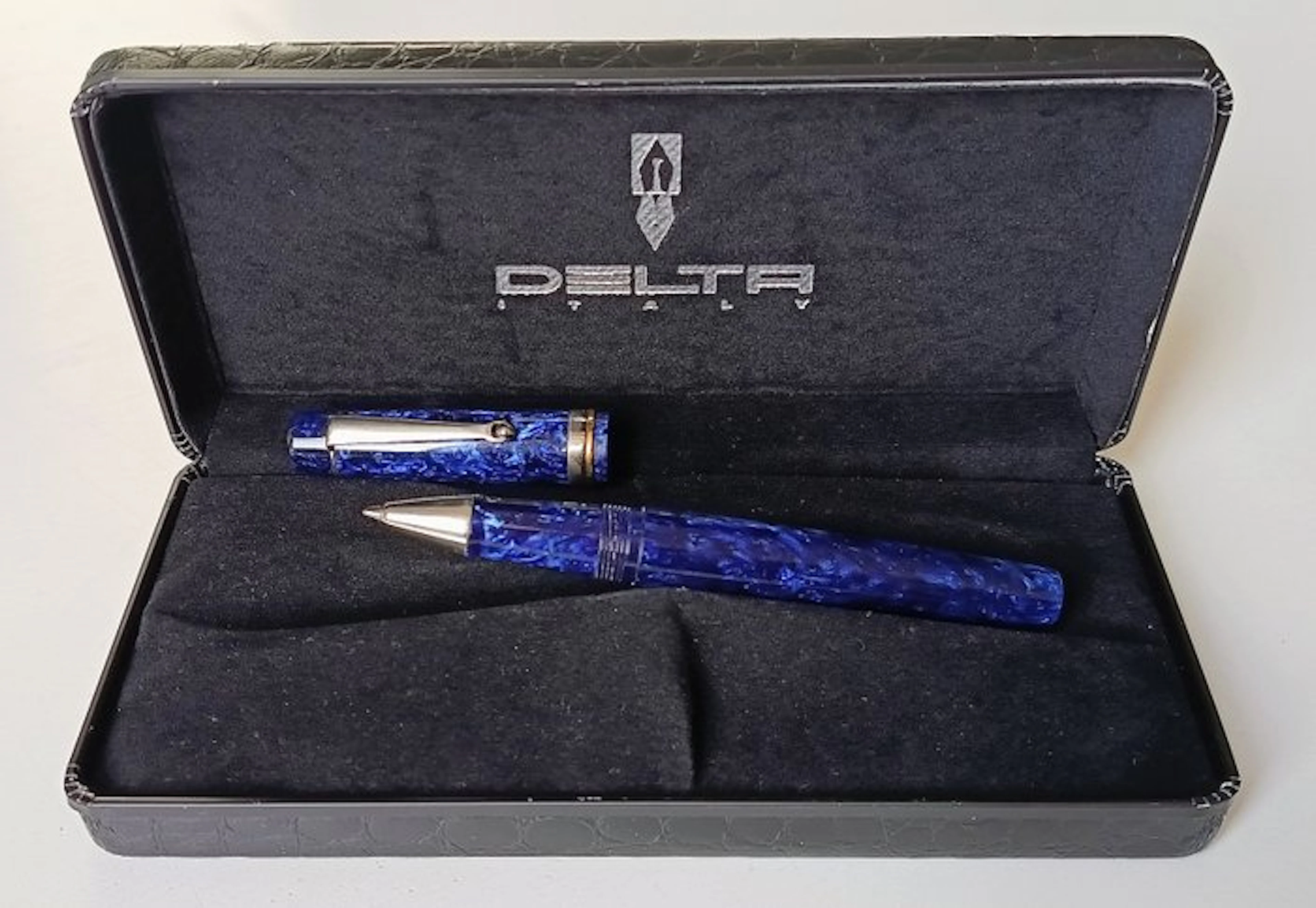 Delta - No reserve price - Pen