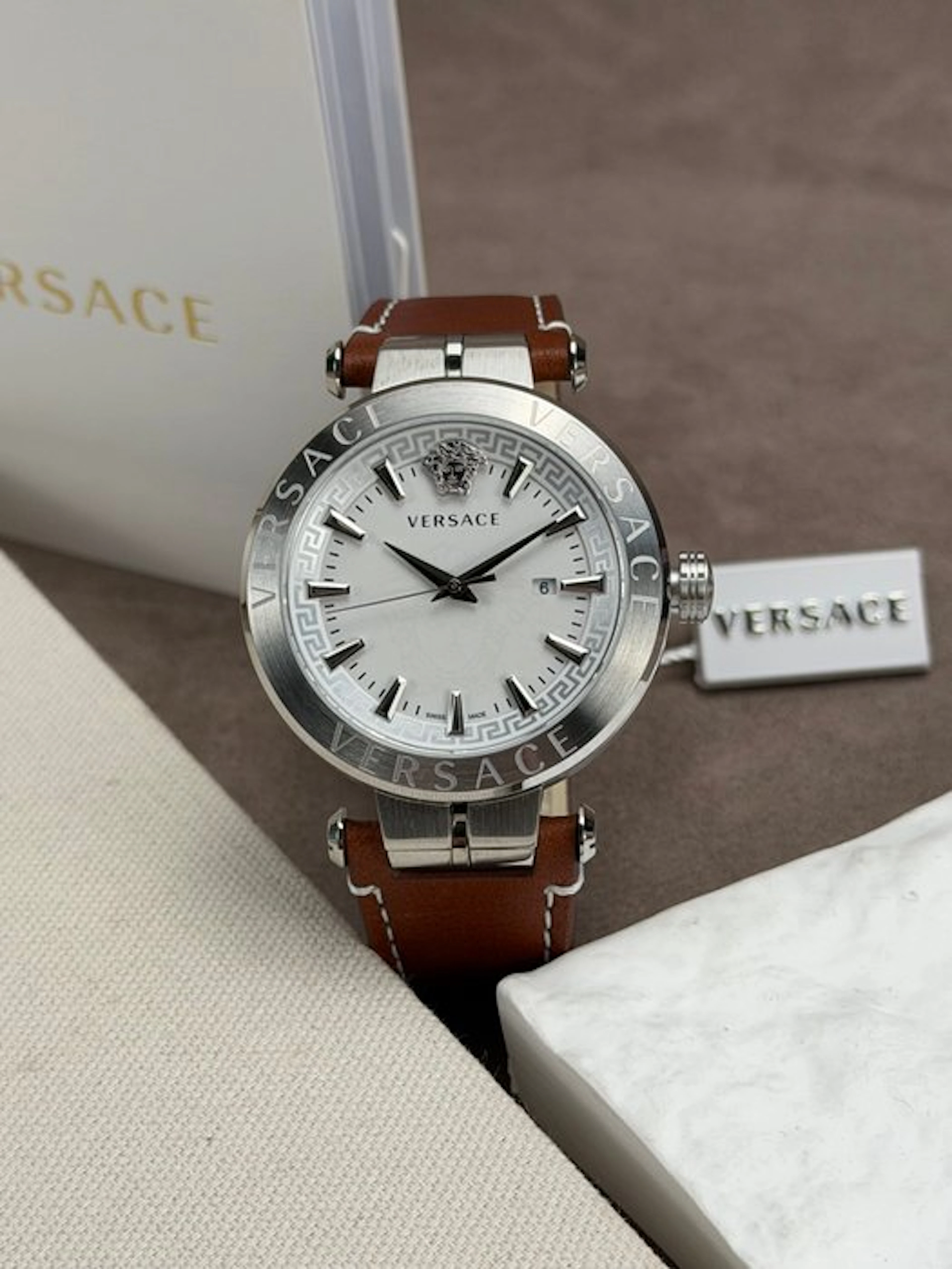 Versace - Aion Date Silver - VE2G001 21 - Men - 2020-2025