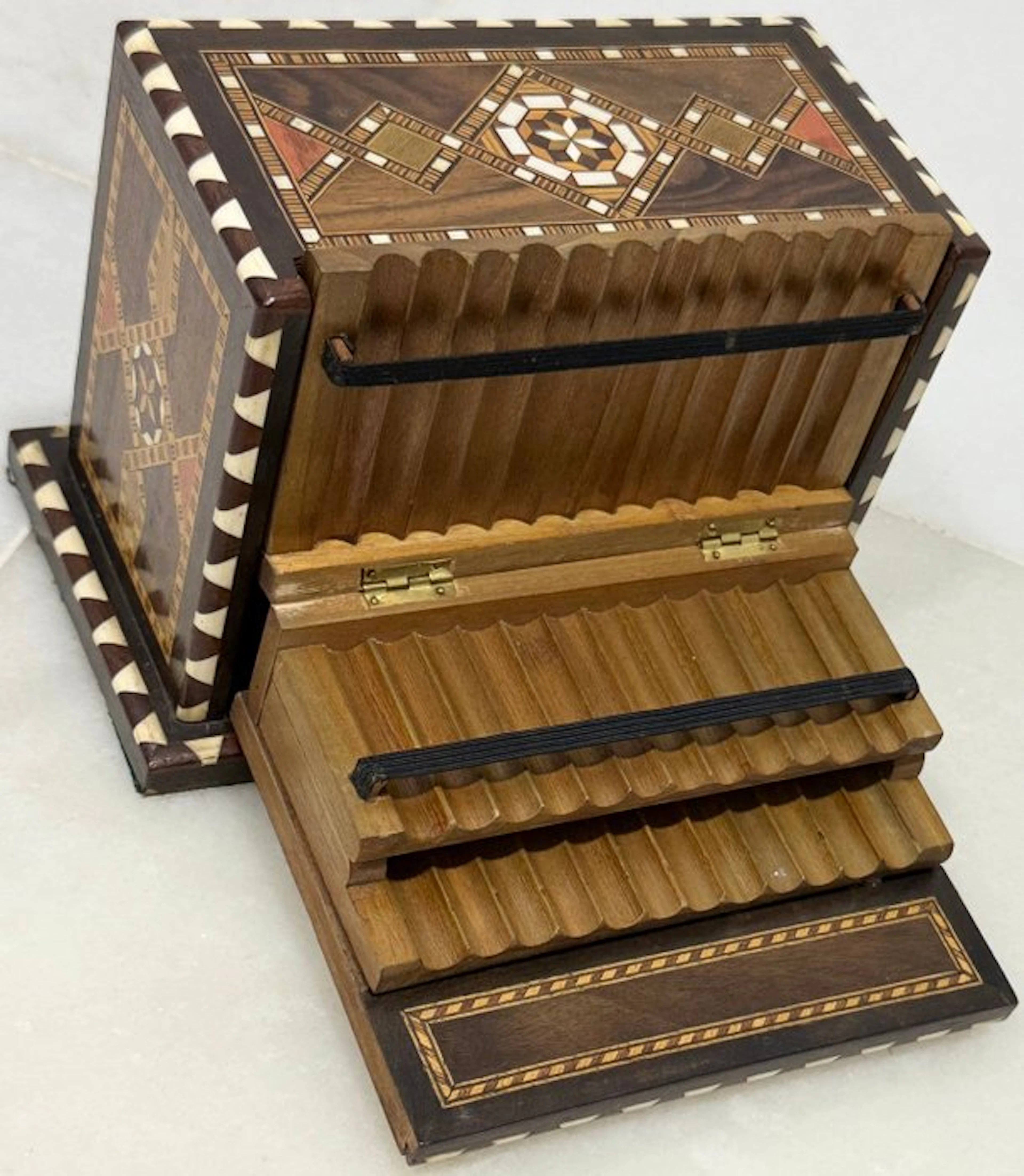 Cigarette box - Satinwood - H : 13