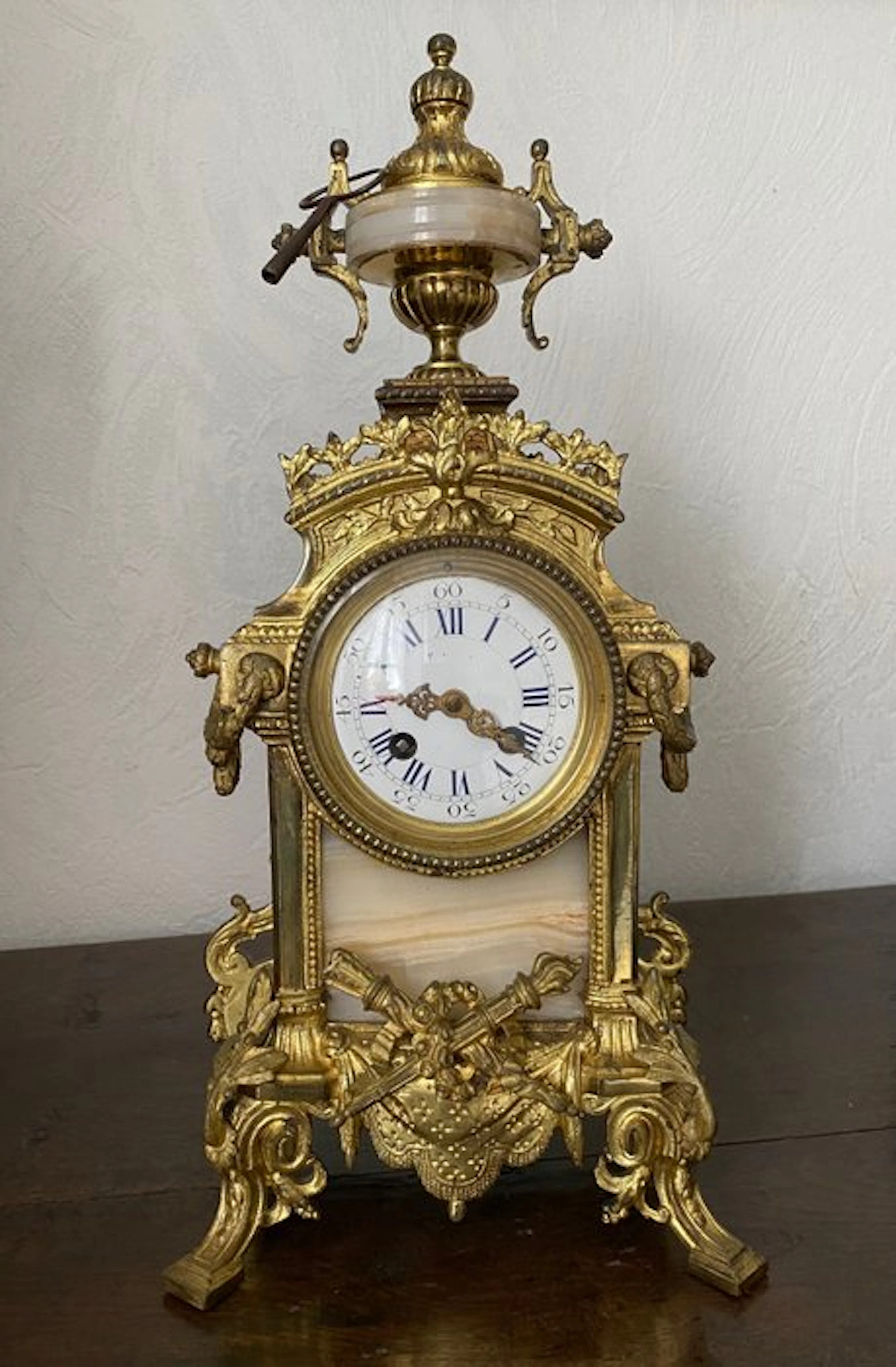 Figural mantel clock - Antique - Gilt bronze - 1850-1900 - Bernard Leon Paris