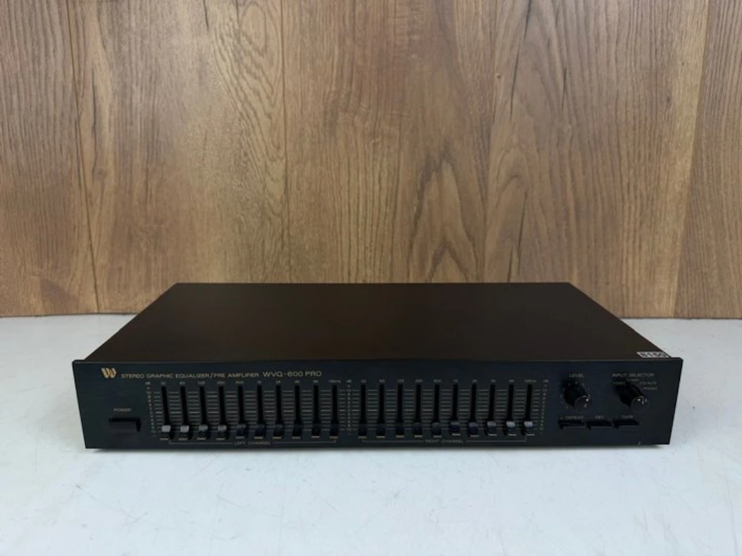 Wangine - WVQ-600 PRO - Preamplifier / Stereo graphic equalizer