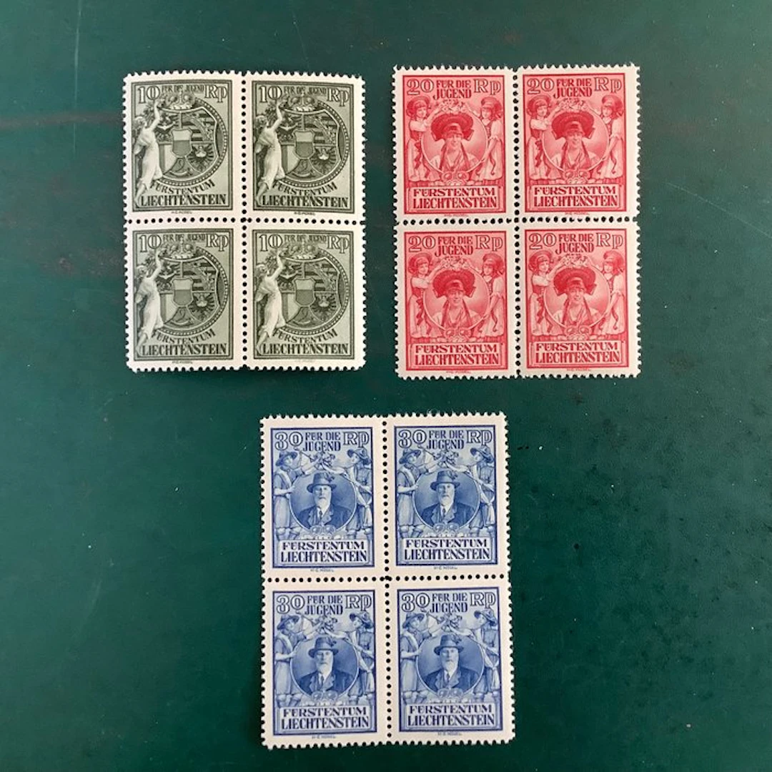 Liechtenstein 1932 - Youth welfare in a block of four - MNH - Michel 116/118