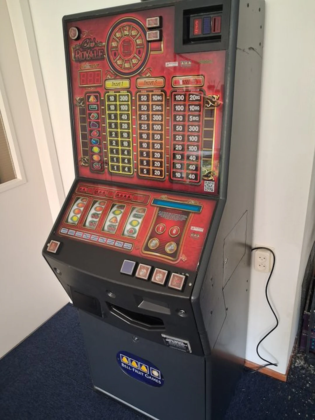 400 - Slot machine - Gokkasten - Bell Fruit Games - Club Royal Slot machine