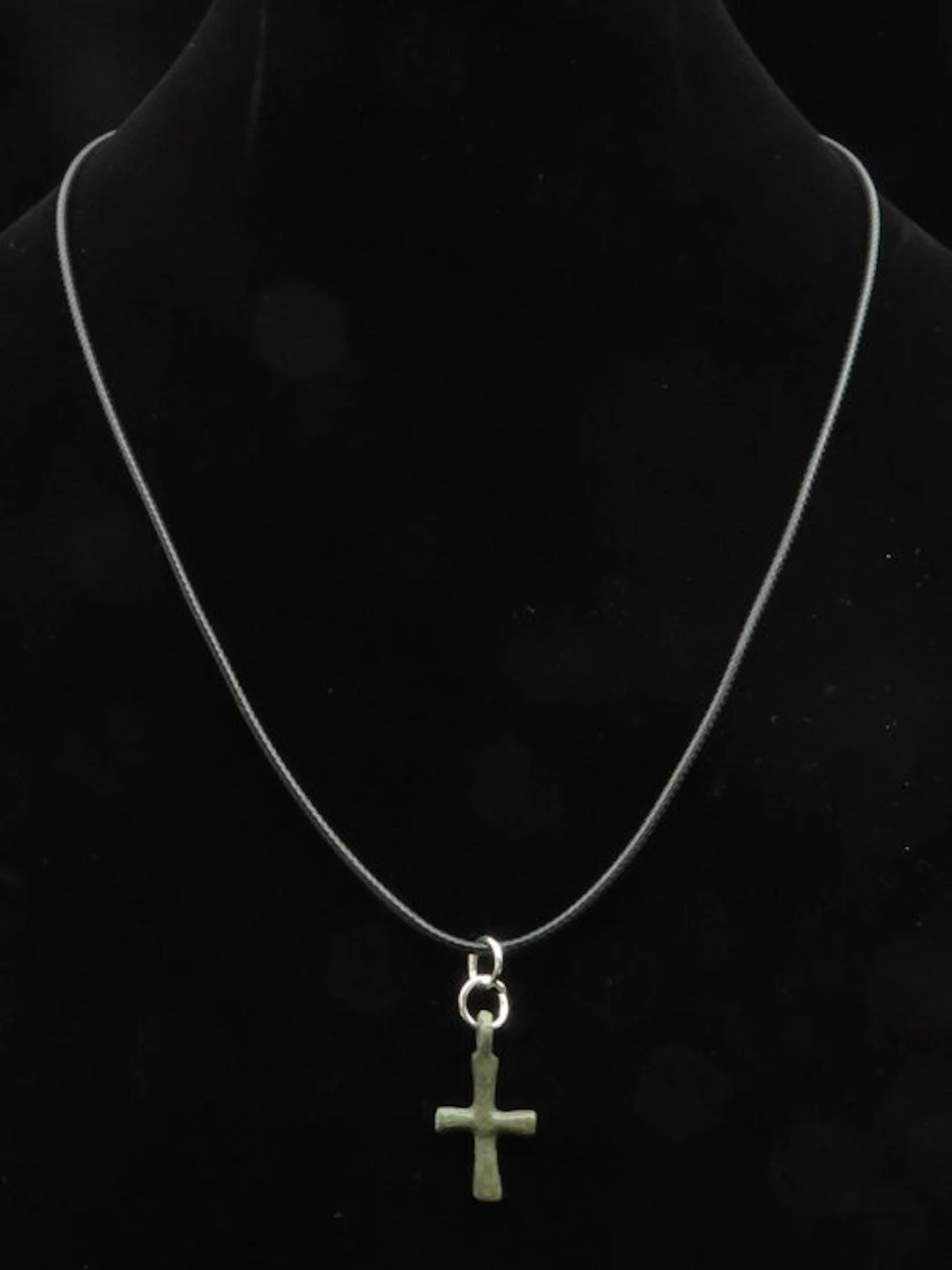 Medieval Bronze Cross amulet on a Leather necklace - 42 cm (No reserve price)