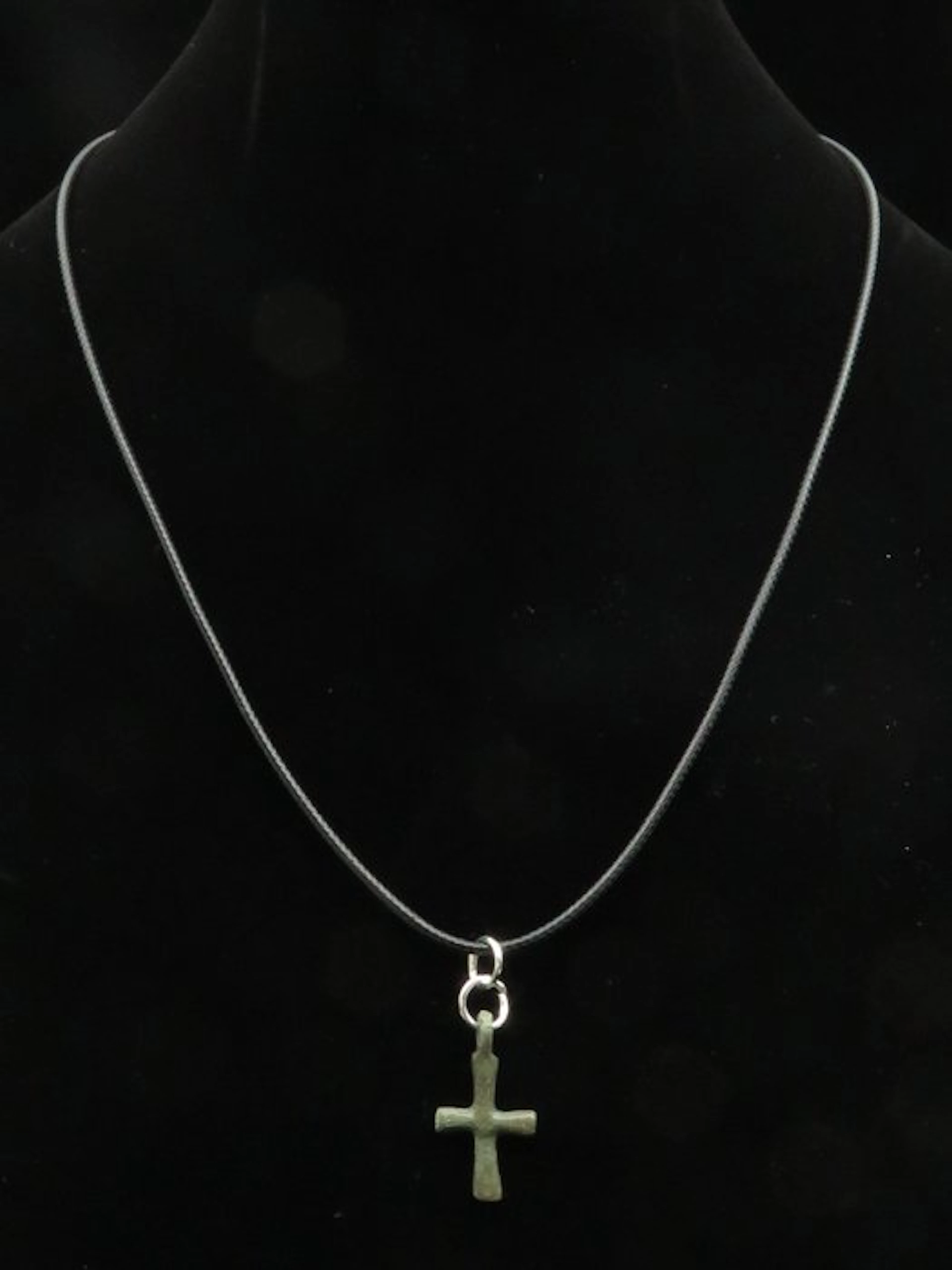 Medieval Bronze Cross amulet on a Leather necklace - 42 cm (No reserve price)