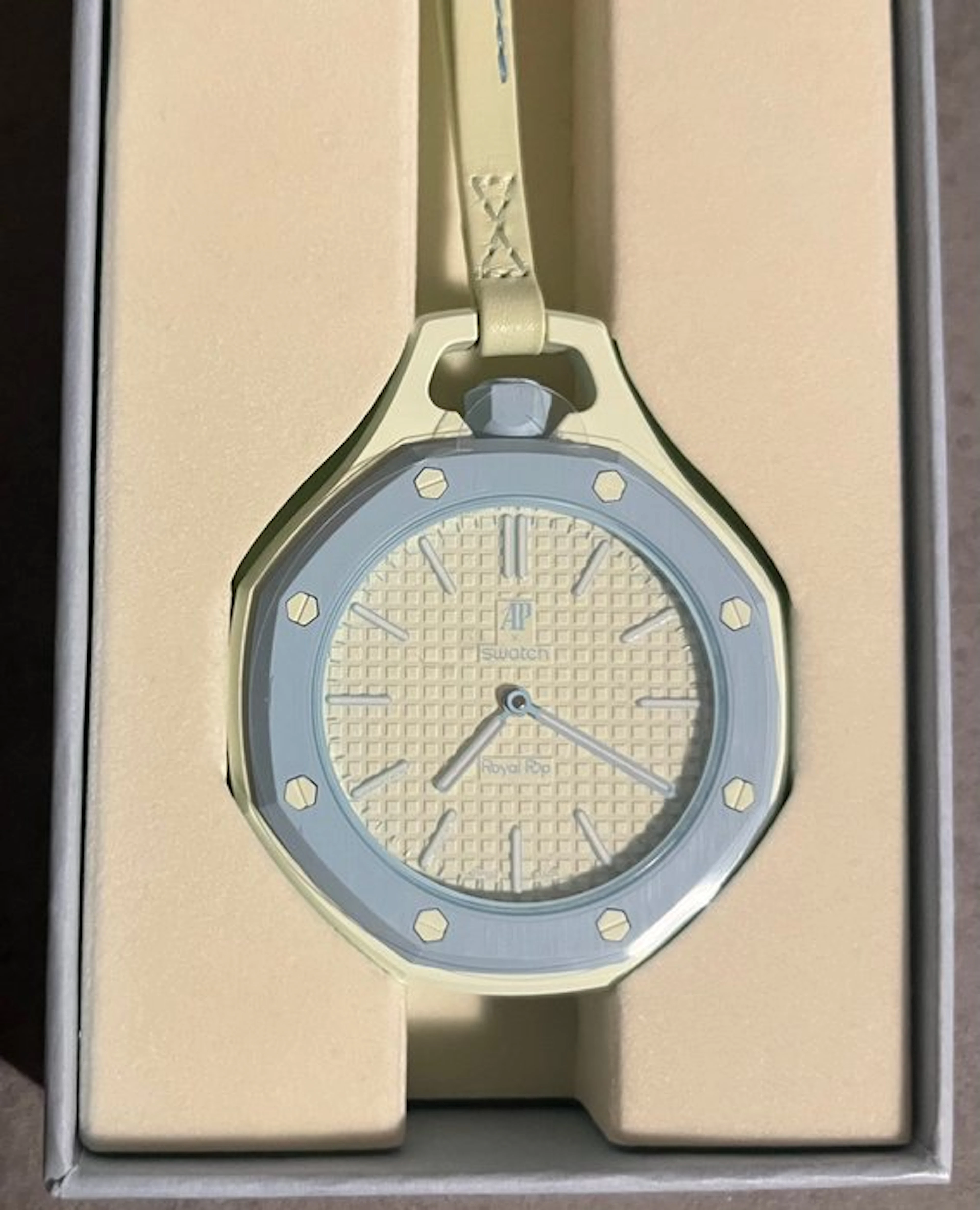 Swatch - Royal Pop x Audemars Piguet - Blau Acht +...