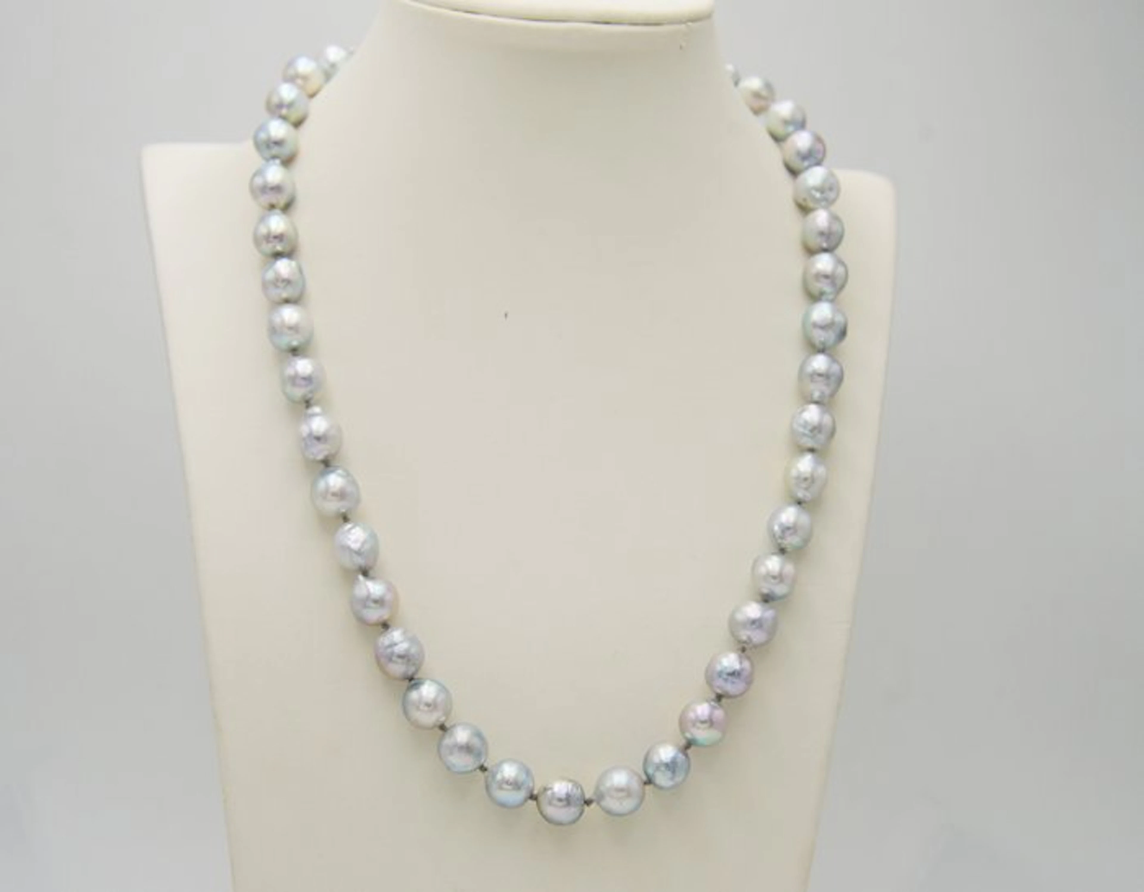 Necklace - 18 kt. White gold Pearl