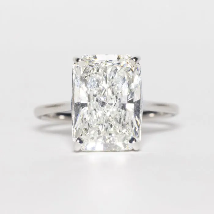 Engagement ring - 18 kt