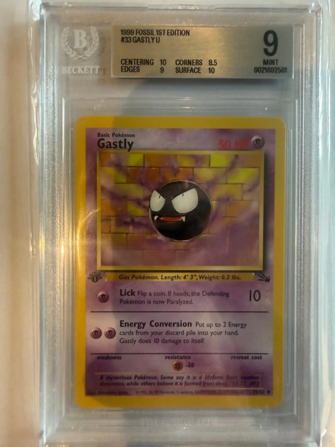 Pokémon - 1 Graded card - Gastly #33 First edition - Beckett 9 - WOTC - Fossil