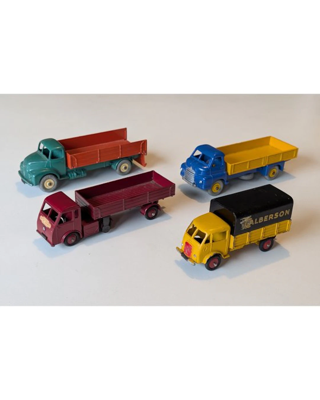 Dinky Toys - Model truck (4) - n°522 Big Bedford - n°532...